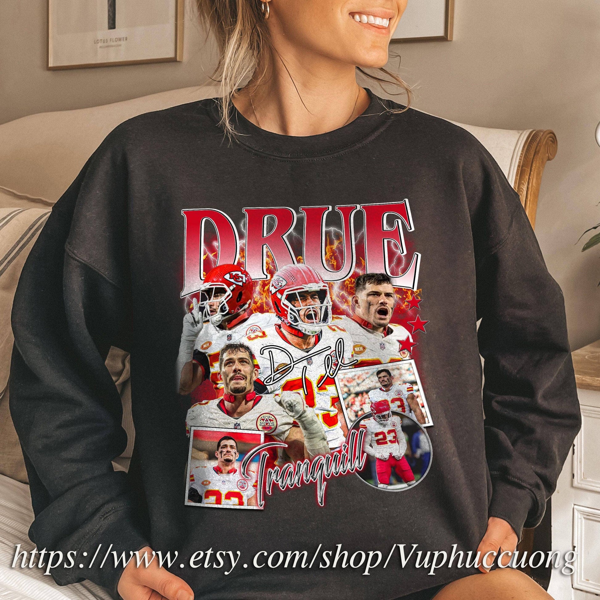 Vintage 90s Drue Tranquill Oversized Football Graphic Tee Unisex T-shirt, Sweatshirt, Hoodie, Long Sleeve Tee - T-Shirt, Sweatshirt, Hoodie