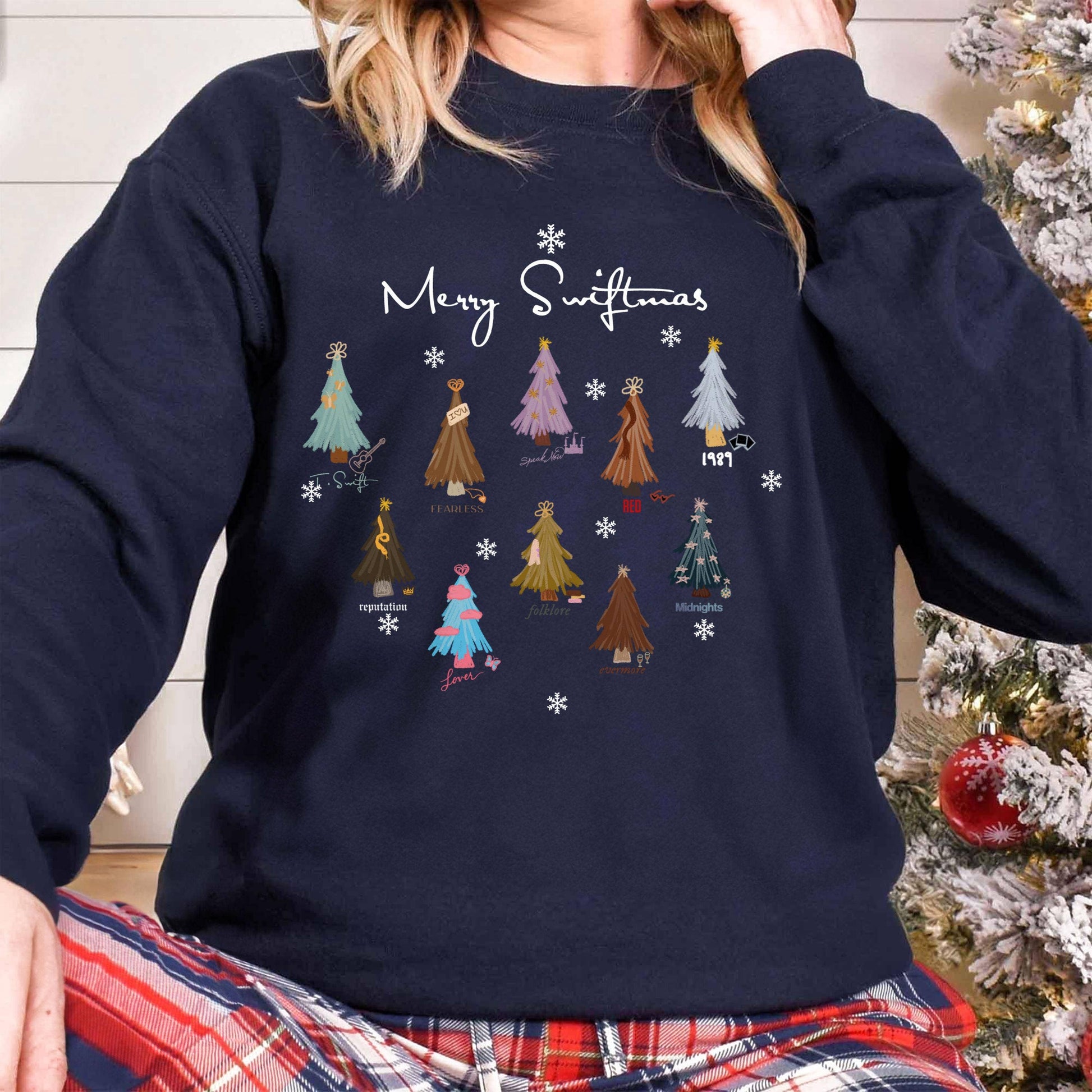 Swifties Christmas Sweatshirt - Merry Swiftmas Lyric Shirt Unisex T-shirt, Sweatshirt, Hoodie, Long Sleeve Tee - T-Shirt, Sweatshirt, Hoodie