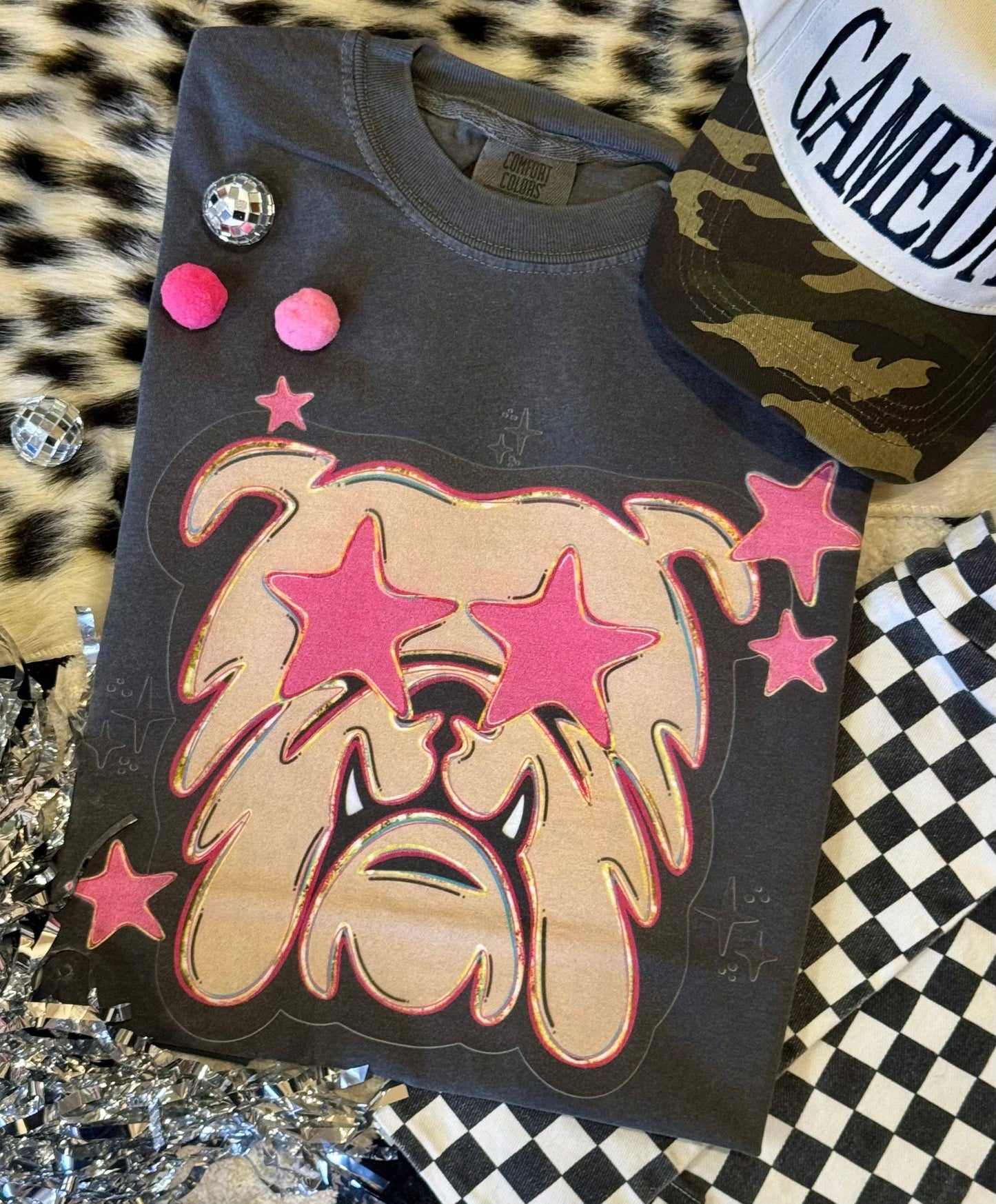 Bulldogs Pink Star Mascot Tee Unisex T-shirt, Sweatshirt, Hoodie, Long Sleeve Tee - T-Shirt, Sweatshirt, Hoodie