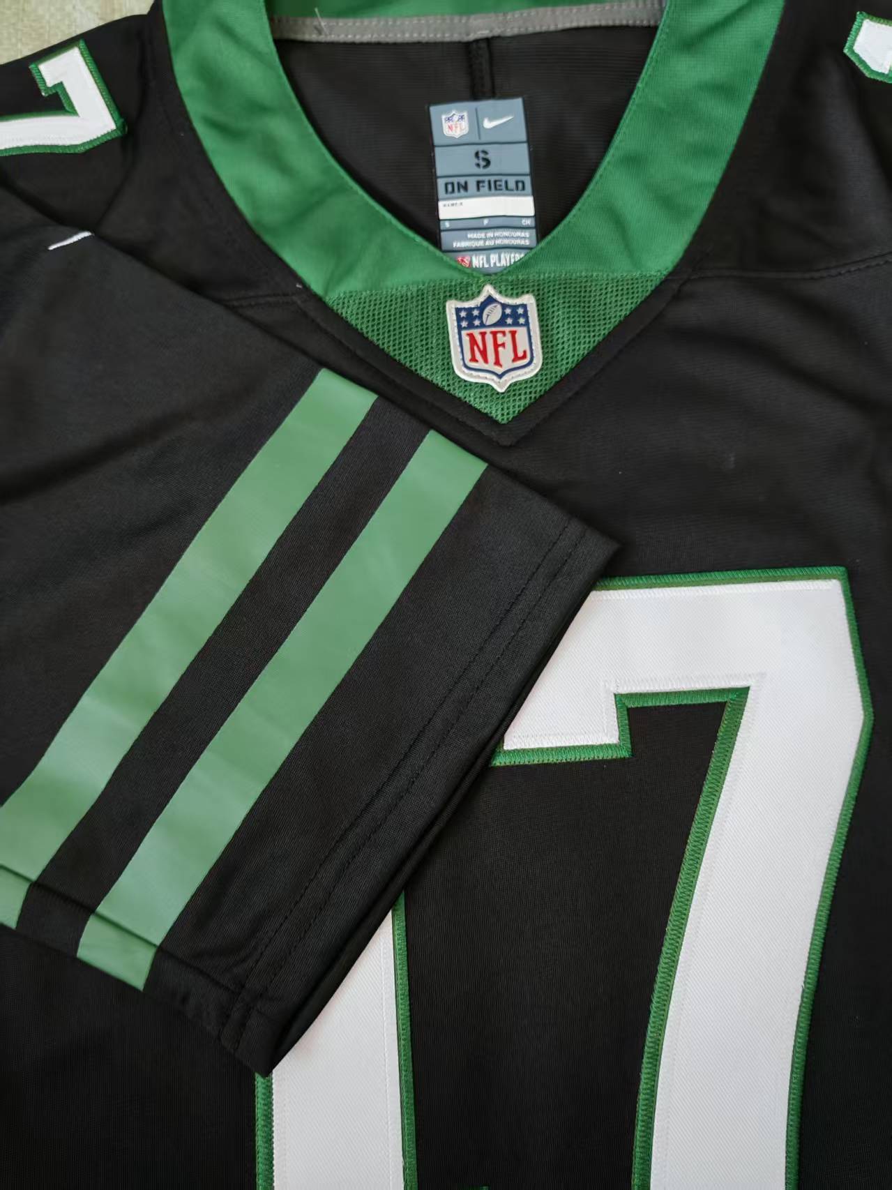 Men's New York Jets Davante Adams Jersey-Black football jersey product view 2