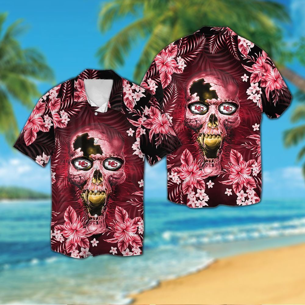 Kansas City Chiefsskull Short Sleeve Button Up Tropical Hawaiian Shirt VER02 Unisex T-shirt, Sweatshirt, Hoodie, Long Sleeve Tee - T-Shirt, Sweatshirt, Hoodie
