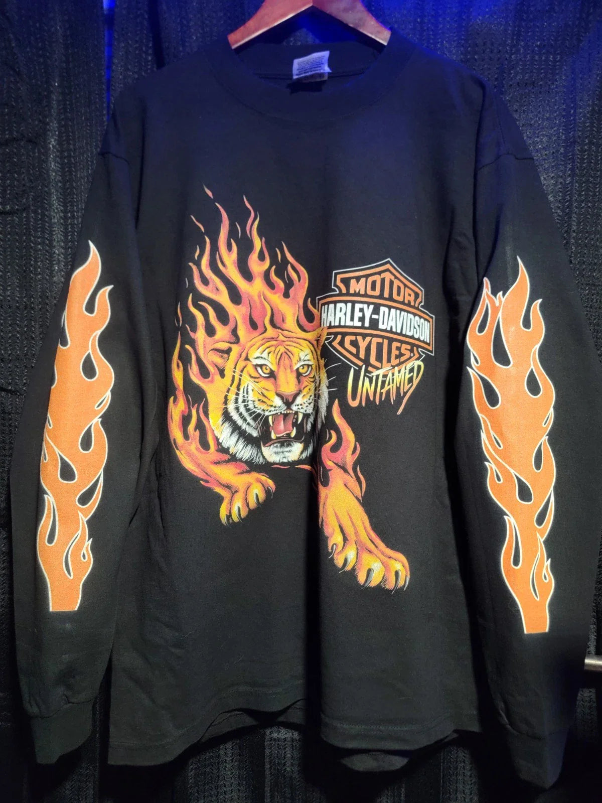 VNTG HARLEY UNTAMED REPRINT LONG SLEEVE MODERN ON PREMIUM HEAVYWEIGHT T SHIRT Unisex T-shirt, Sweatshirt, Hoodie, Long Sleeve Tee - T-Shirt, Sweatshirt, Hoodie