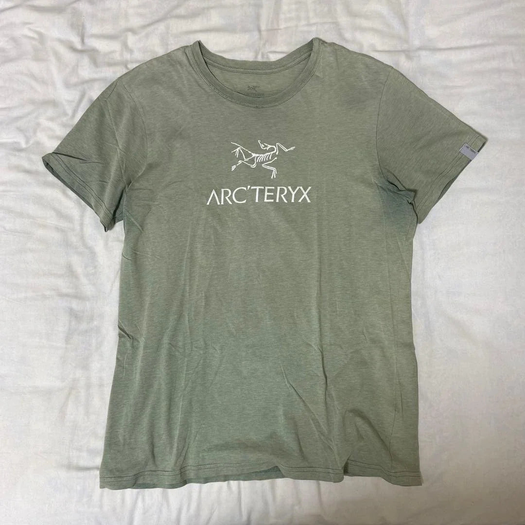 Arc'teryx T-Shirt Green Tech Y2K Olive Casual Hiking Shirt Used Unisex T-shirt, Sweatshirt, Hoodie, Long Sleeve Tee - T-Shirt, Sweatshirt, Hoodie