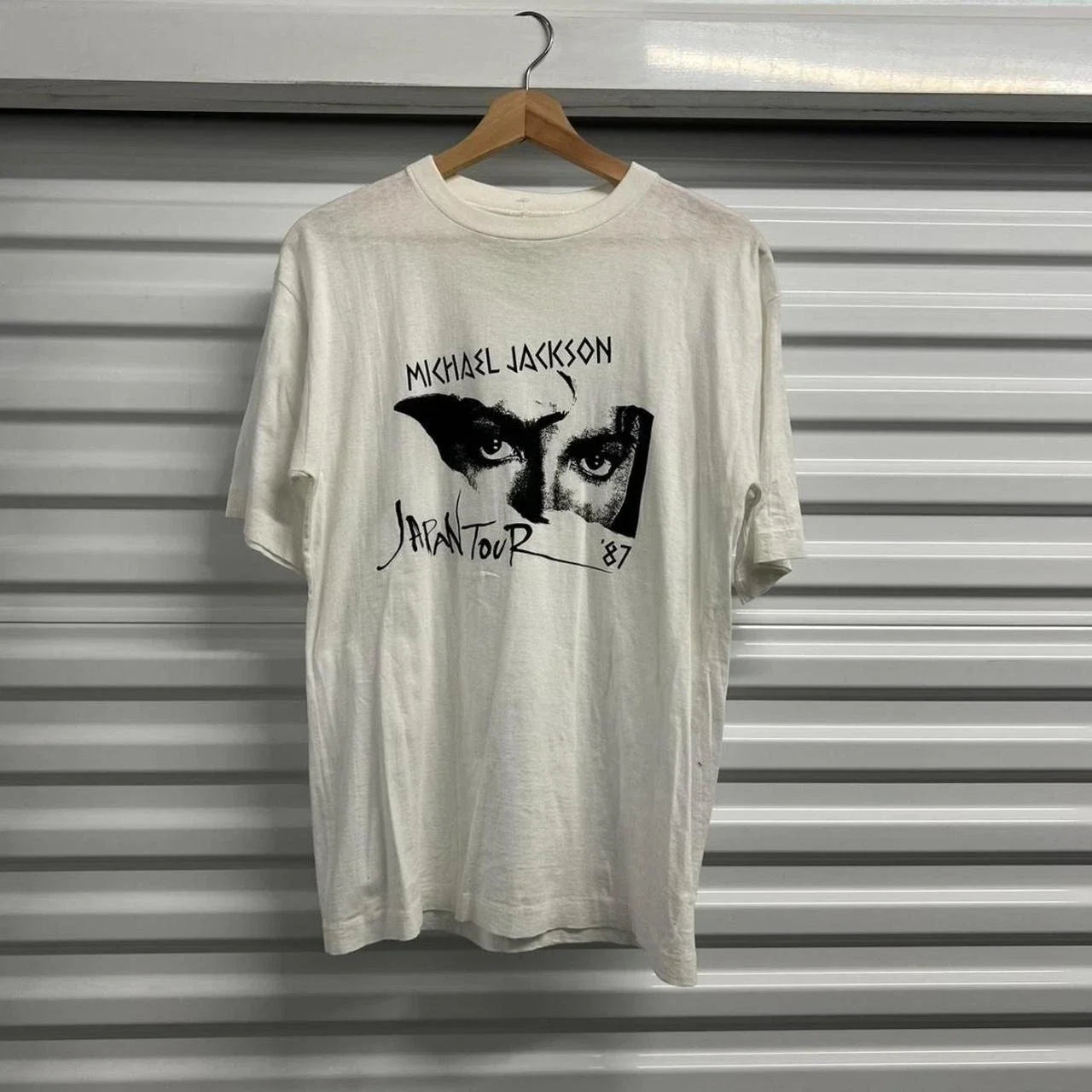 Vintage Michael Jackson 1987 Japan Tour T-Shirt Men's Retro Rare Graphic S-5XL Unisex T-shirt, Sweatshirt, Hoodie, Long Sleeve Tee - T-Shirt, Sweatshirt, Hoodie