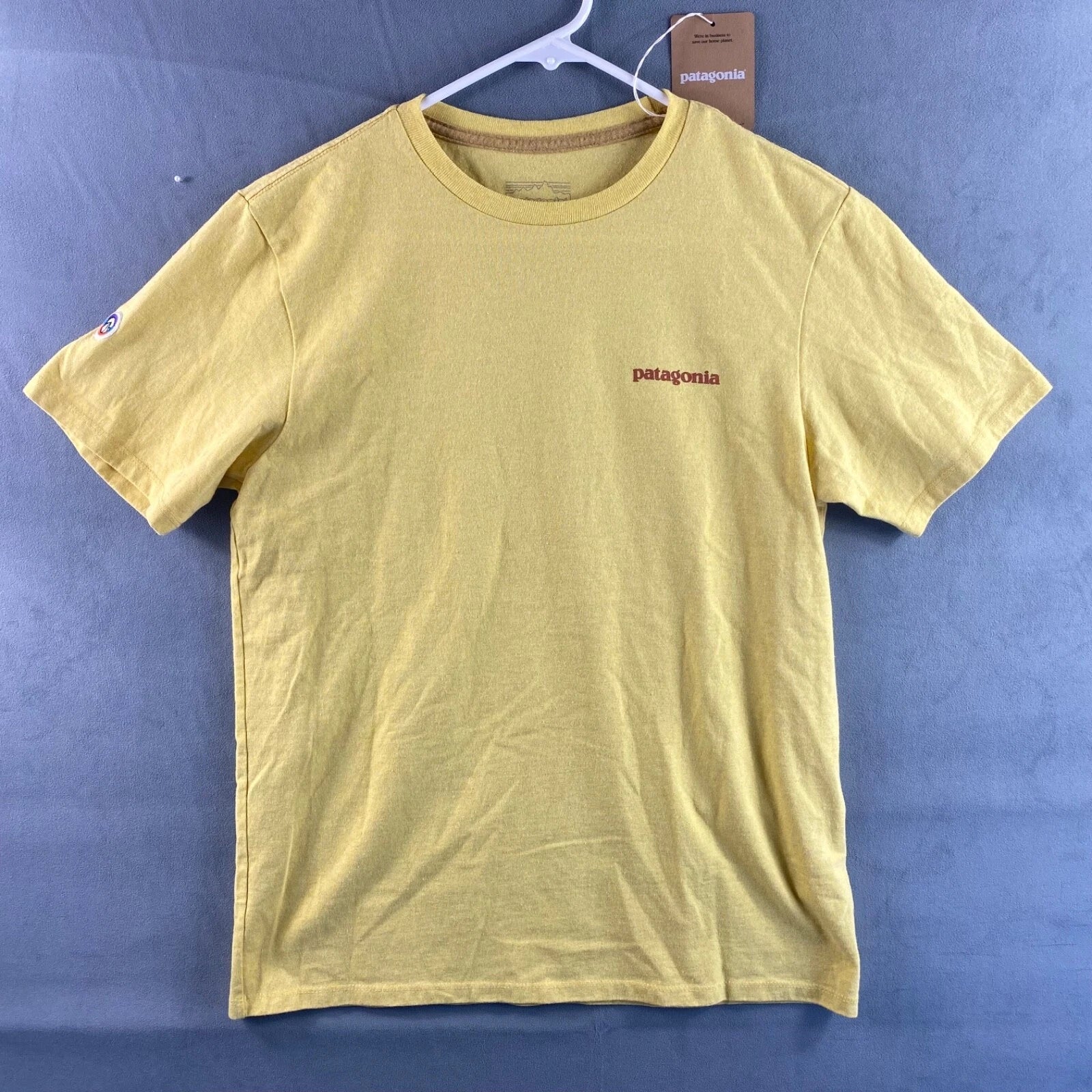 Patagonia Fitz Roy Icon Responsibili-Tee Mens Size XS T-Shirt 'Milled Yellow' Unisex T-shirt, Sweatshirt, Hoodie, Long Sleeve Tee - T-Shirt, Sweatshirt, Hoodie