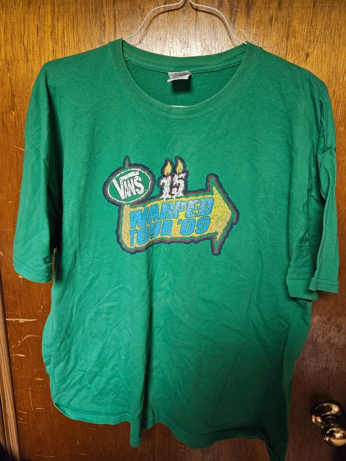 Warped Tour 2009 15th Anniversary Shirt Green 2XL Distressed Vintage Rare Unisex T-shirt, Sweatshirt, Hoodie, Long Sleeve Tee - T-Shirt, Sweatshirt, Hoodie