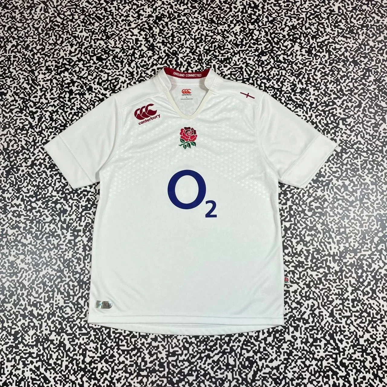 Vintage Y2K England Rugby Jersey O2 Canterbury Sport Style Unisex T-shirt, Sweatshirt, Hoodie, Long Sleeve Tee - T-Shirt, Sweatshirt, Hoodie