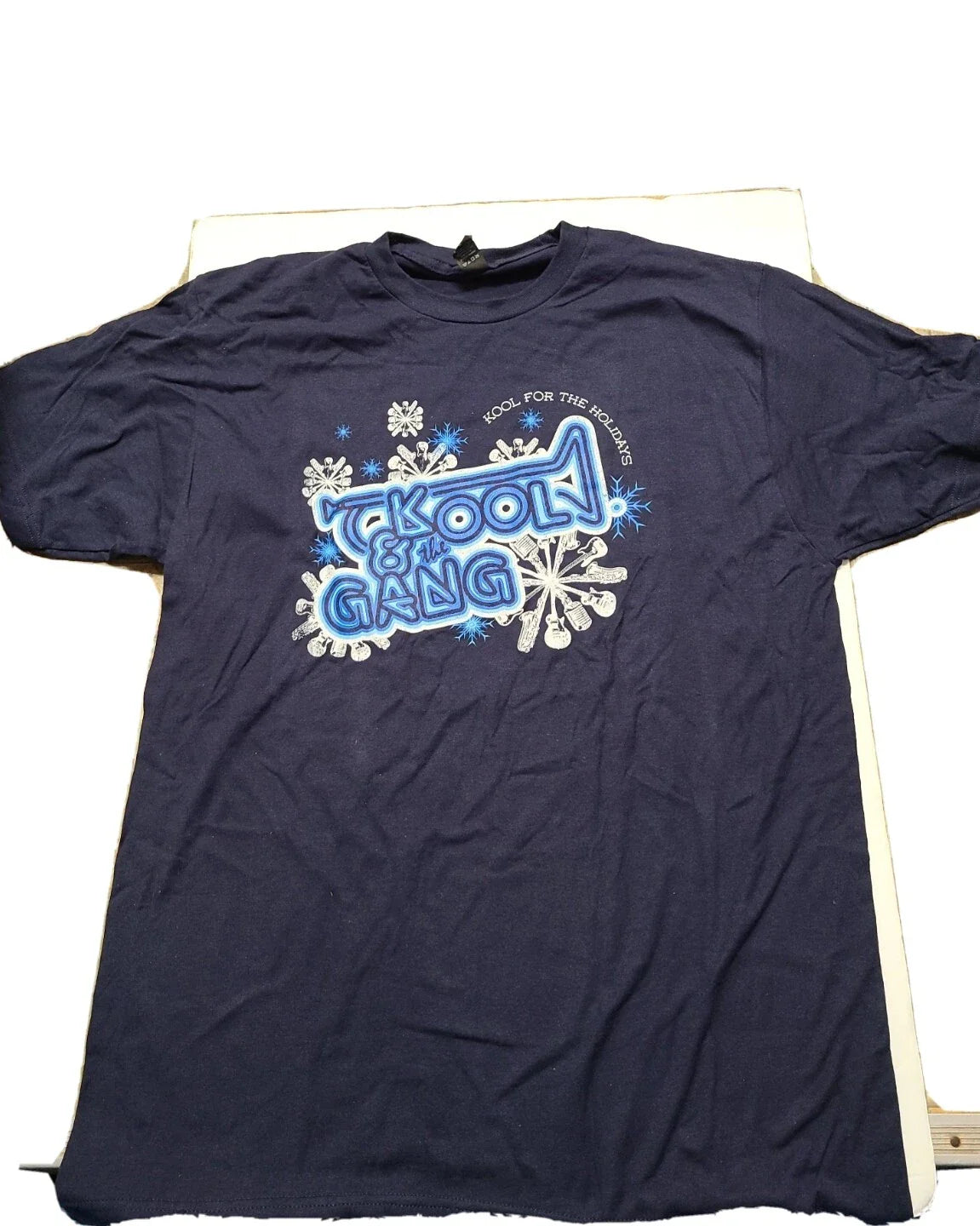 Kool & The Gang Kool For The Holidays Graphic T-Shirt Size LARGE L mens womens Unisex T-shirt, Sweatshirt, Hoodie, Long Sleeve Tee - T-Shirt, Sweatshirt, Hoodie