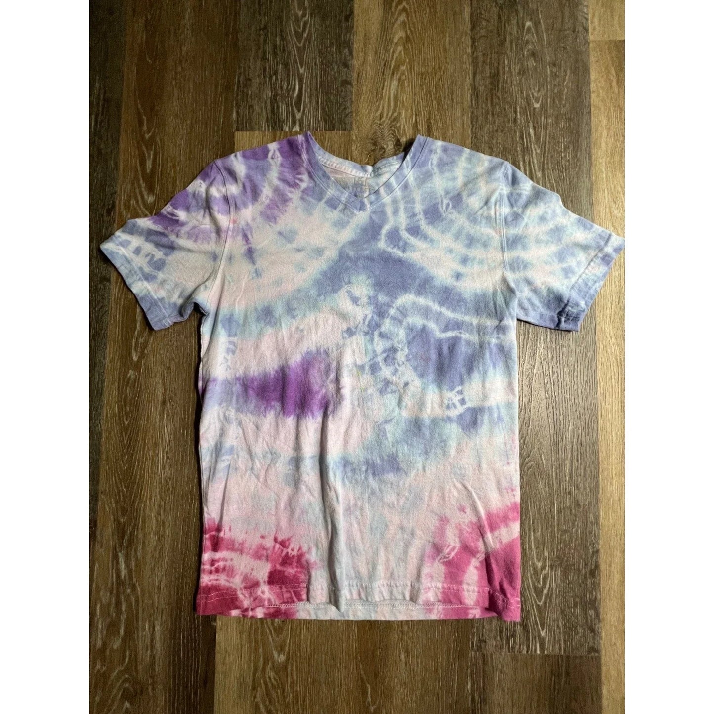 George Tie Dye V-Neck T-Shirt Mens Small Purple Pink Blue Short Sleeve Unisex T-shirt, Sweatshirt, Hoodie, Long Sleeve Tee - T-Shirt, Sweatshirt, Hoodie
