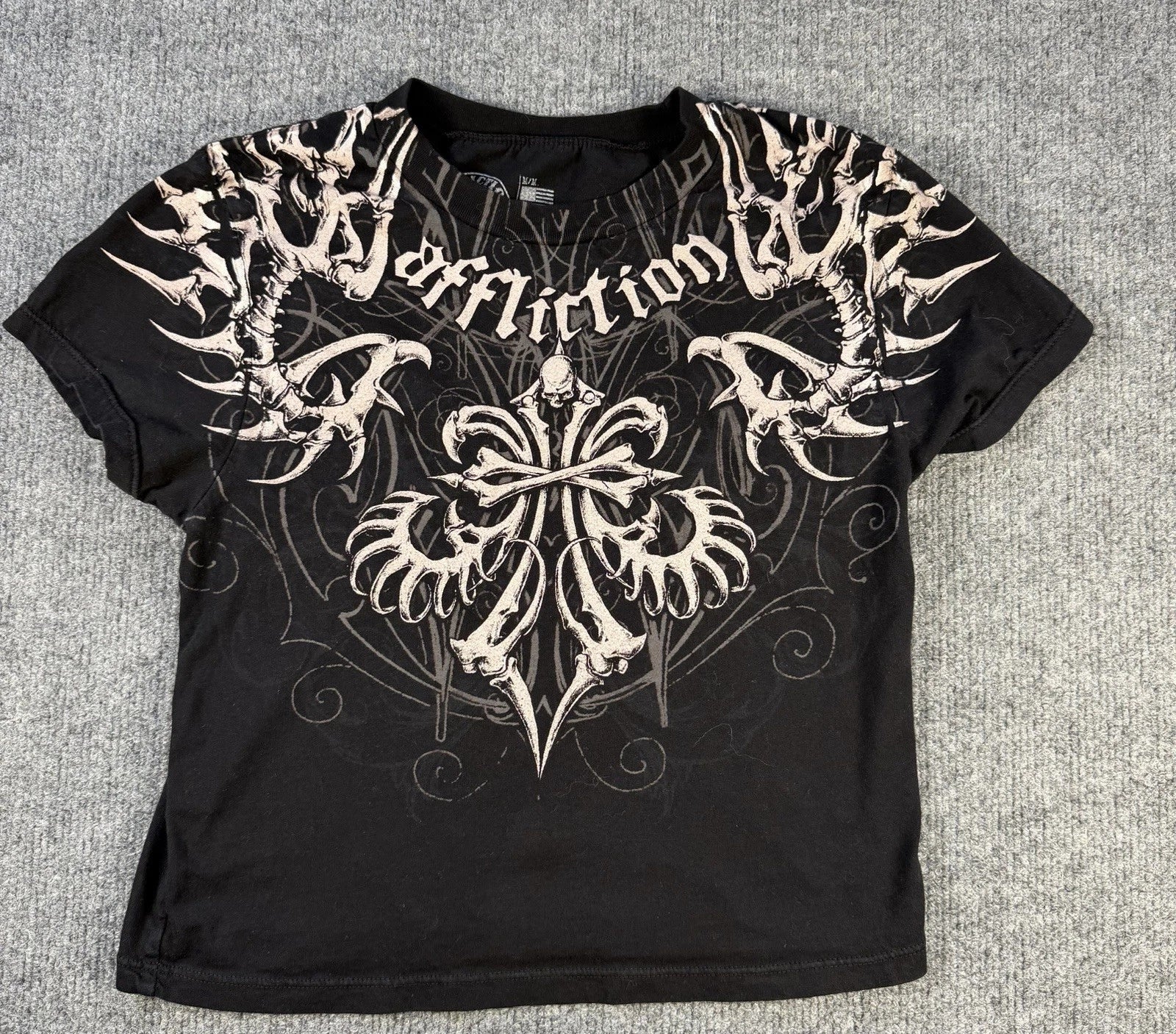 Affliction Youth Medium Black Skull Cross Graphic T Shirt Gothic Biker Y2K Unisex T-shirt, Sweatshirt, Hoodie, Long Sleeve Tee - T-Shirt, Sweatshirt, Hoodie