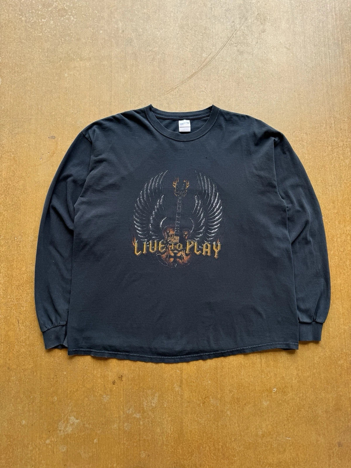 VTG Y2K Faded Live to Play Guitar Wings Rock & Roll Long Sleeve Black T-Shirt XL Unisex T-shirt, Sweatshirt, Hoodie, Long Sleeve Tee - T-Shirt, Sweatshirt, Hoodie