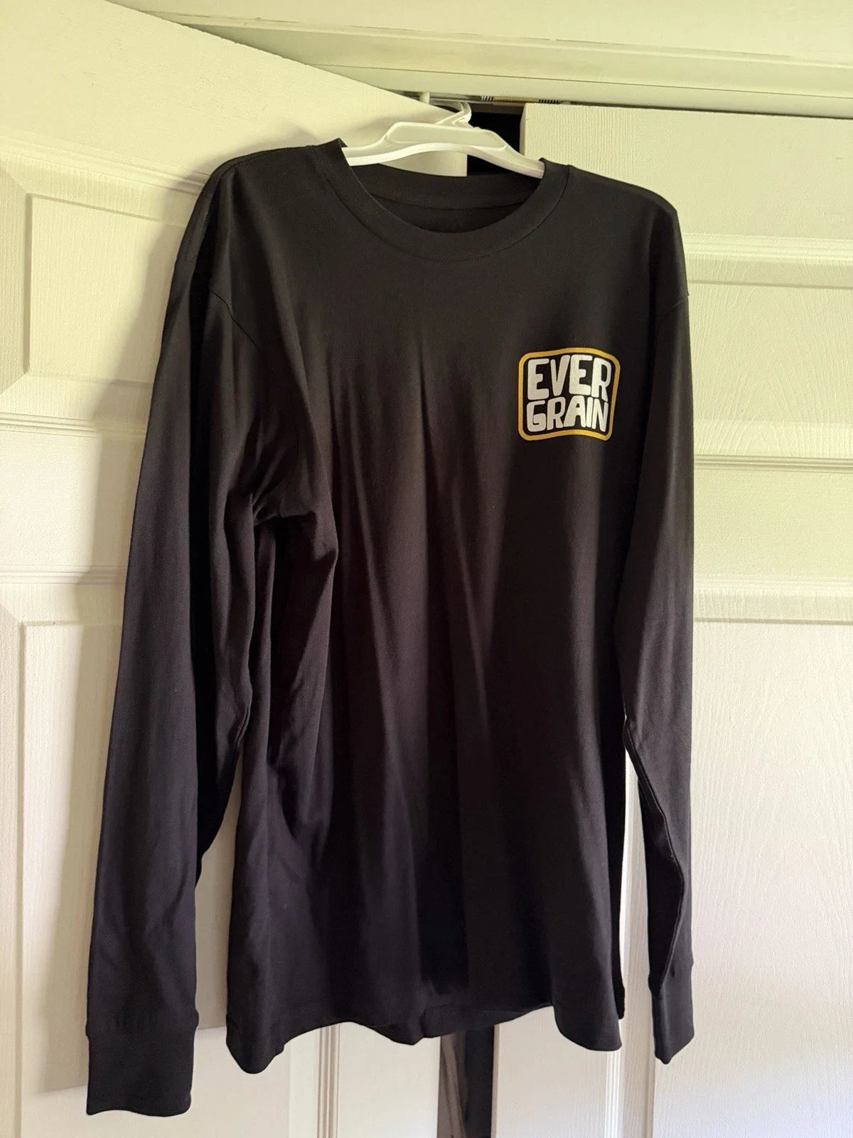 Evergrain Brewing Company Black Long Sleeve Tee Medium Unisex T-shirt, Sweatshirt, Hoodie, Long Sleeve Tee - T-Shirt, Sweatshirt, Hoodie