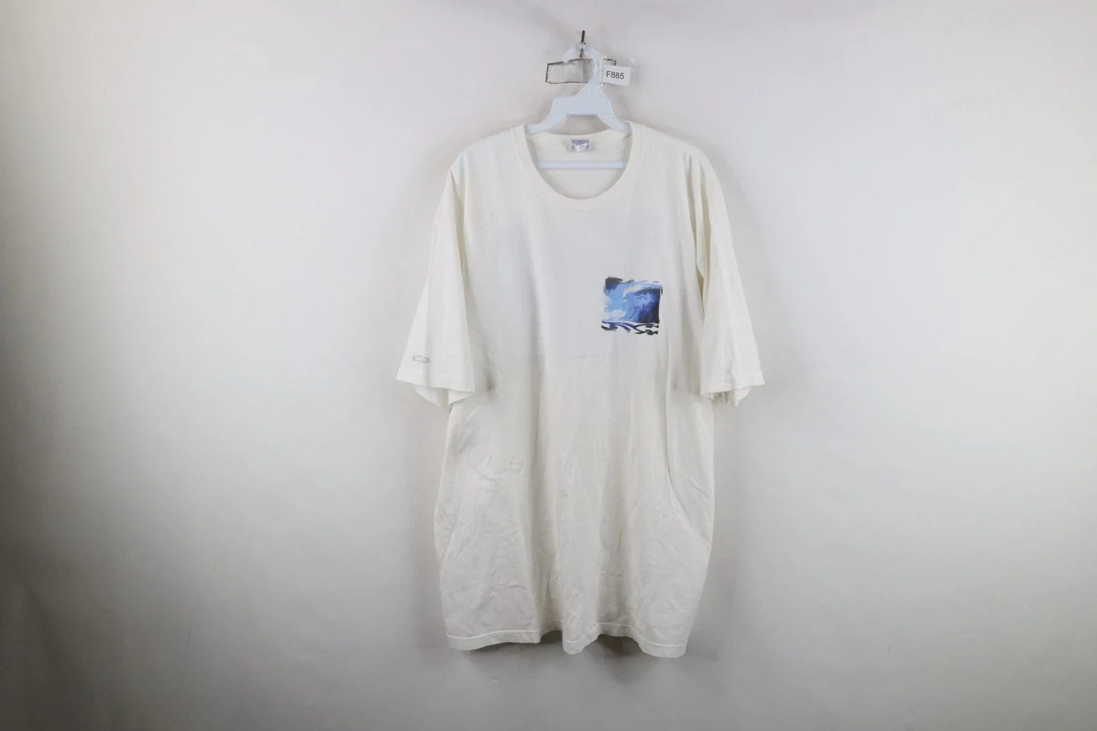 Vintage Y2K Streetwear Mens XL Distressed Maui Hawaii Surf Wave T-Shirt White Unisex T-shirt, Sweatshirt, Hoodie, Long Sleeve Tee - T-Shirt, Sweatshirt, Hoodie