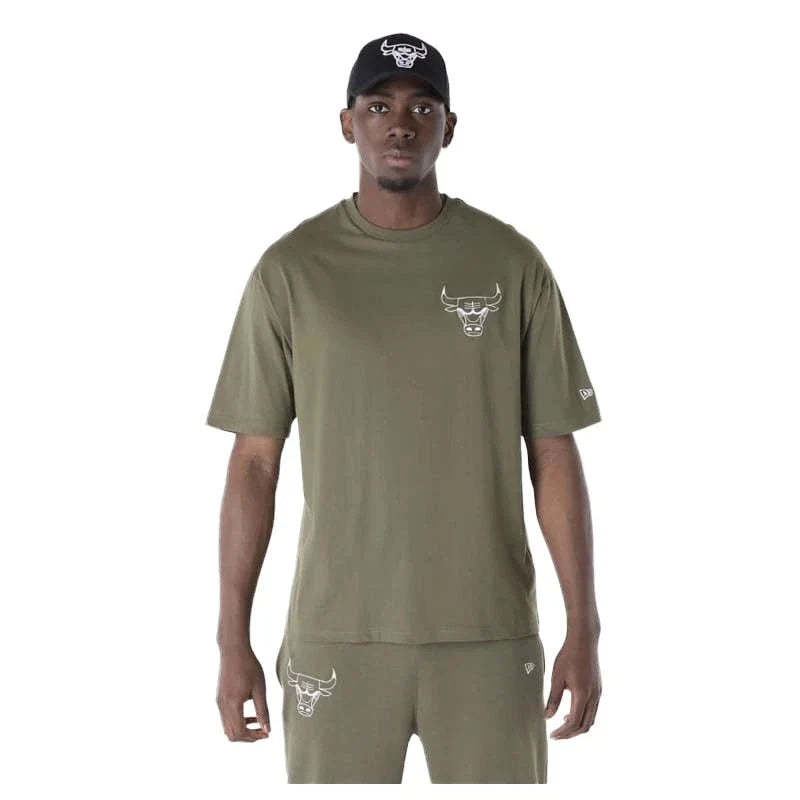 New Era NBA League Essential Oversized Tee T-Shirt Chicago Bulls Green Unisex T-shirt, Sweatshirt, Hoodie, Long Sleeve Tee - T-Shirt, Sweatshirt, Hoodie