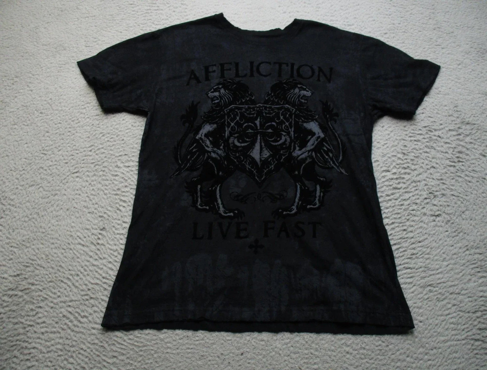 Affliction Shirt Mens Medium Black Live Fast Lions Cross Gothic Graphic Tee Y2K Unisex T-shirt, Sweatshirt, Hoodie, Long Sleeve Tee - T-Shirt, Sweatshirt, Hoodie
