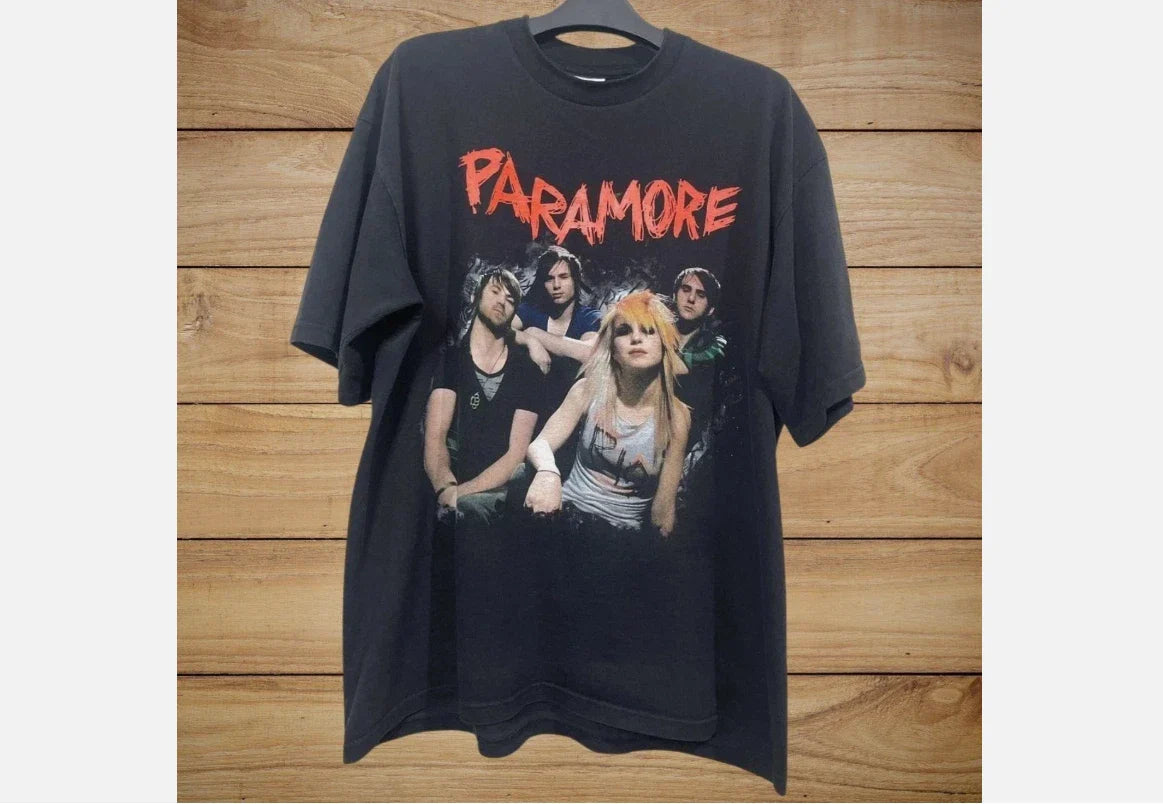 Paramore Graphic Unisex T-Shirt S-5XL Unisex T-shirt, Sweatshirt, Hoodie, Long Sleeve Tee - T-Shirt, Sweatshirt, Hoodie