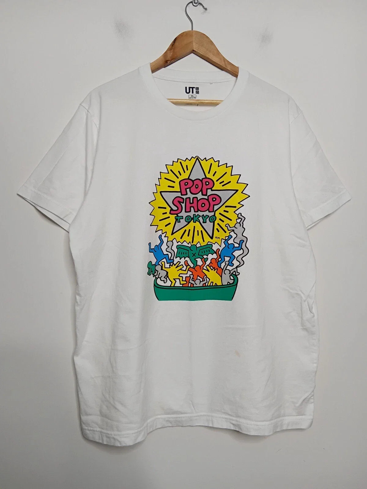 Uniqlo UT Keith Haring Shirt Mens Extra Large White Pop Shop Tokyo Graphic Print Unisex T-shirt, Sweatshirt, Hoodie, Long Sleeve Tee - T-Shirt, Sweatshirt, Hoodie