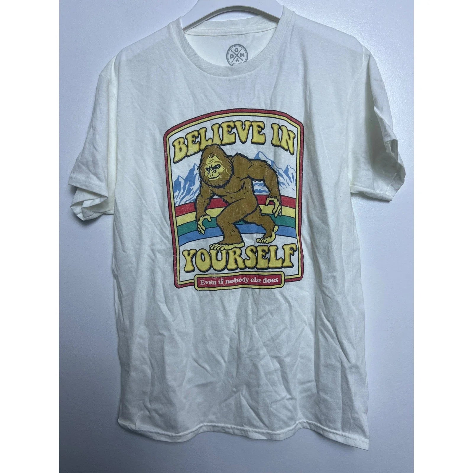 DOM Bigfoot Believe In Yourself Graphic T Shirt White Cotton Blend Medium Logo Unisex T-shirt, Sweatshirt, Hoodie, Long Sleeve Tee - T-Shirt, Sweatshirt, Hoodie