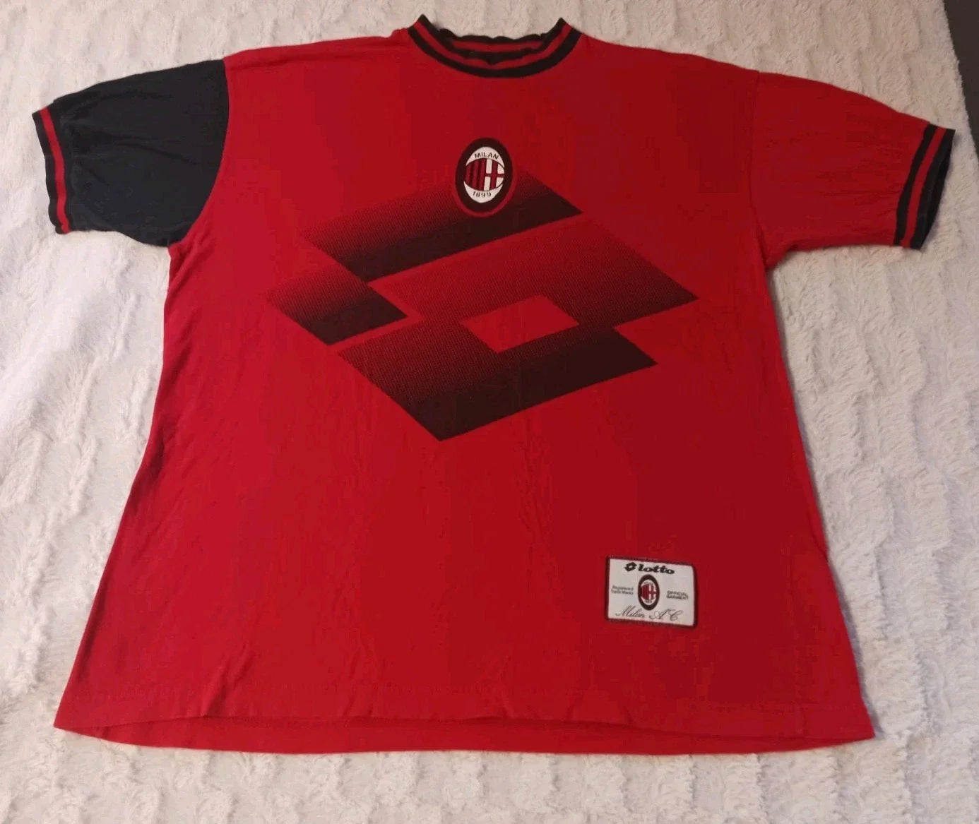 Vintage Lotto AC Milan Logo Football Soccer Graphic Red T-Shirt Men's XL Cotton Unisex T-shirt, Sweatshirt, Hoodie, Long Sleeve Tee - T-Shirt, Sweatshirt, Hoodie