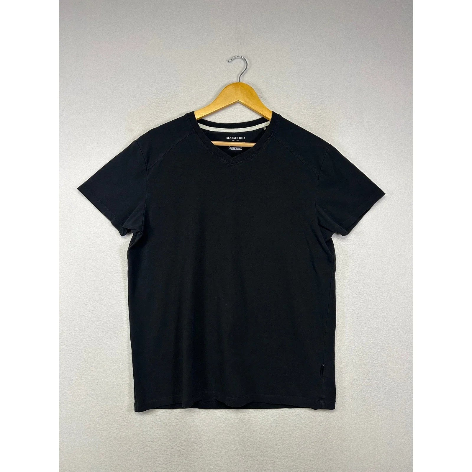Minimalist Kenneth Cole Mens Large Black V-Neck Cotton Stretch Basic Tee Shirt Unisex T-shirt, Sweatshirt, Hoodie, Long Sleeve Tee - T-Shirt, Sweatshirt, Hoodie