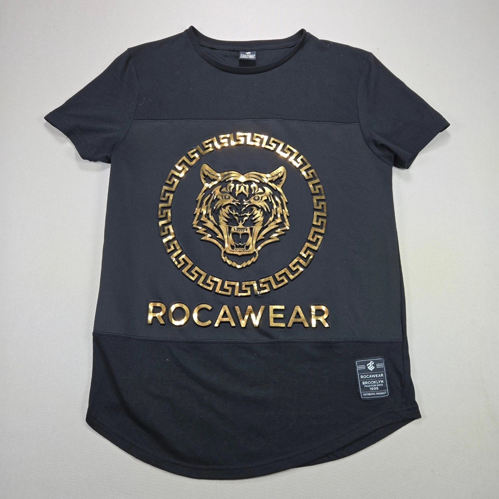 Rocawear T-Shirt Mens Gold Foil Tiger Graphic Streetwear Black L Unisex T-shirt, Sweatshirt, Hoodie, Long Sleeve Tee - T-Shirt, Sweatshirt, Hoodie