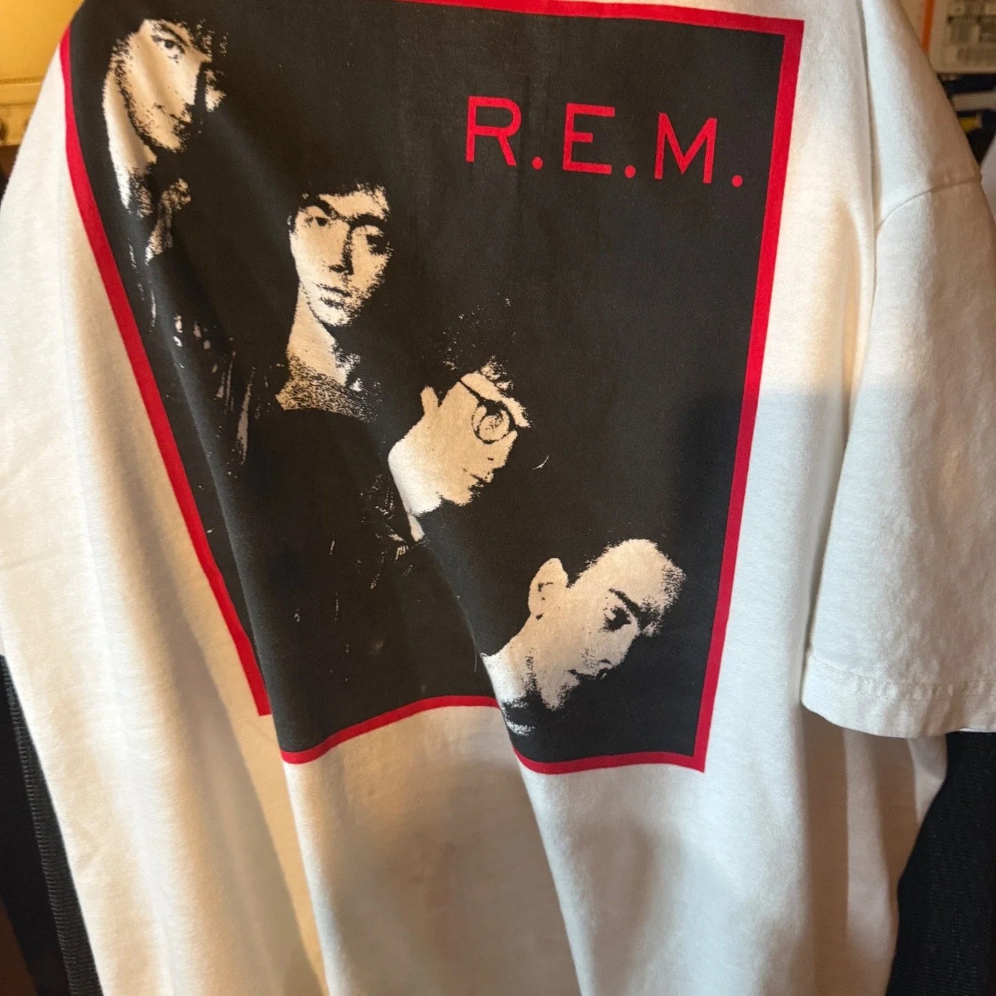R.E.M. Vintage 1989 Green World Tour Shirt XL. New Unisex T-shirt, Sweatshirt, Hoodie, Long Sleeve Tee - T-Shirt, Sweatshirt, Hoodie