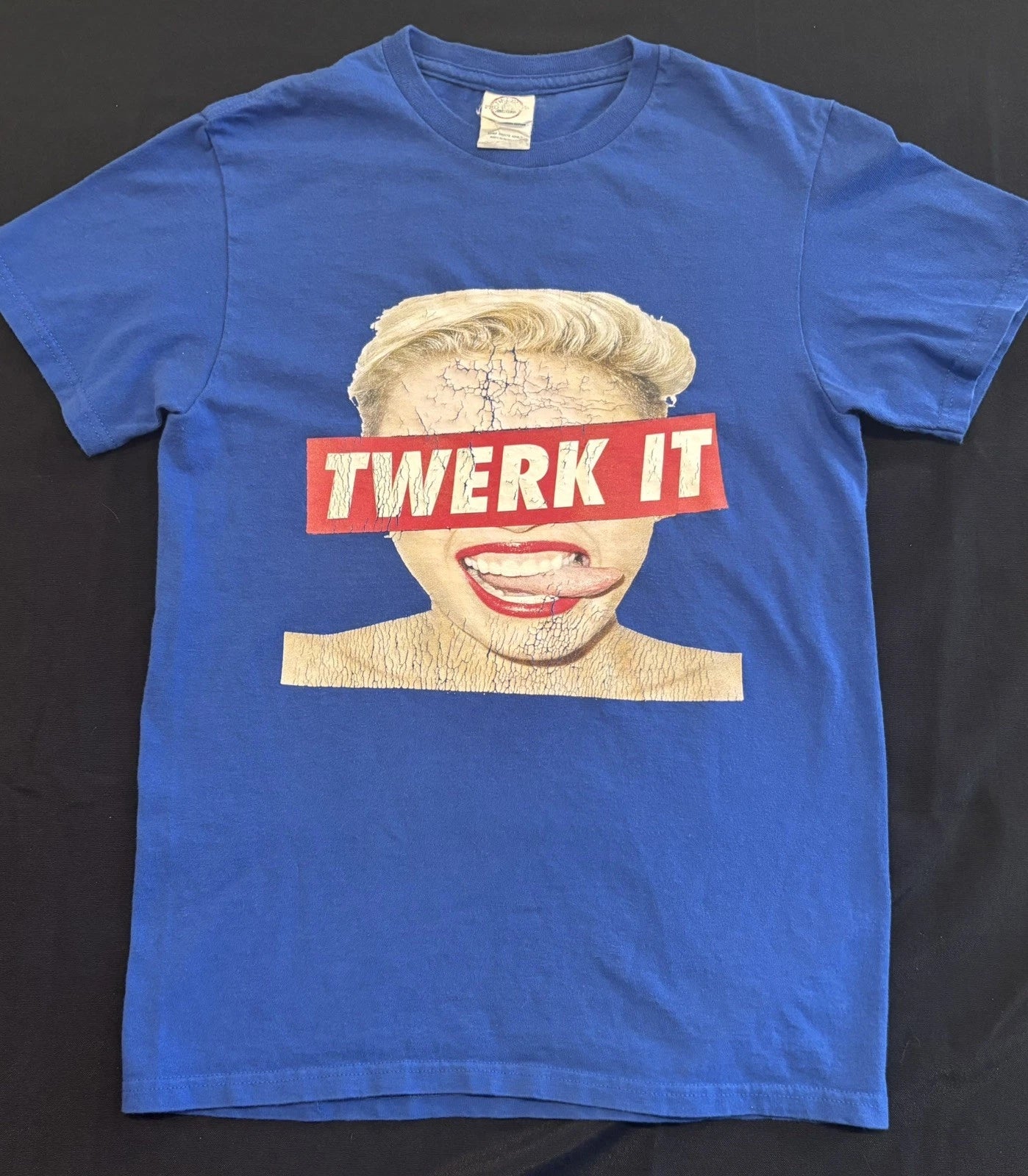 Graphic TWERK IT Blue T-Shirt Pop Art Novelty Tee Size Small Unisex T-shirt, Sweatshirt, Hoodie, Long Sleeve Tee - T-Shirt, Sweatshirt, Hoodie