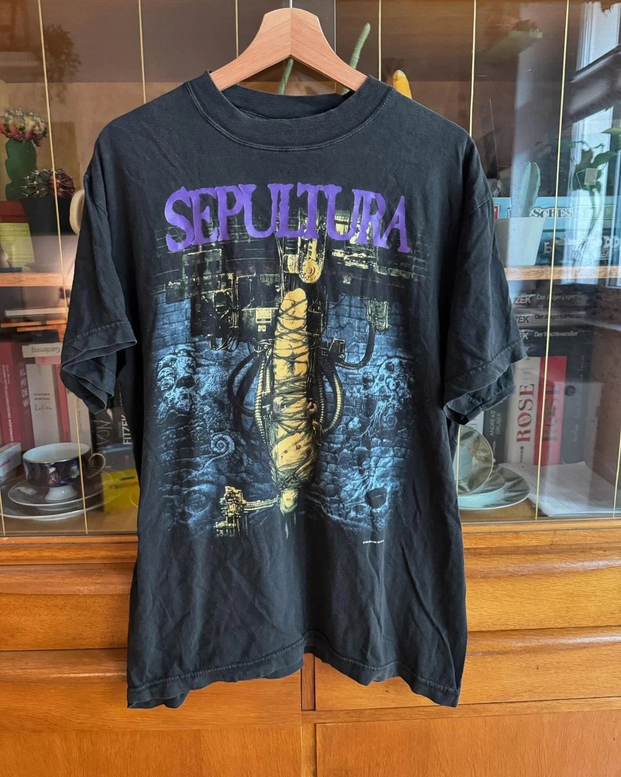 Vintage 90s Sepultura Band "Chaos AD" T-shirt Reprint Unisex T-shirt, Sweatshirt, Hoodie, Long Sleeve Tee - T-Shirt, Sweatshirt, Hoodie