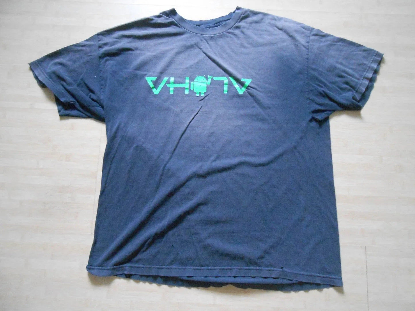 VINTAGE Y2K Upside Down Aloha BLACK Shirt Mens 2XL XXL GREEN ANDROID + SHAKA Unisex T-shirt, Sweatshirt, Hoodie, Long Sleeve Tee - T-Shirt, Sweatshirt, Hoodie