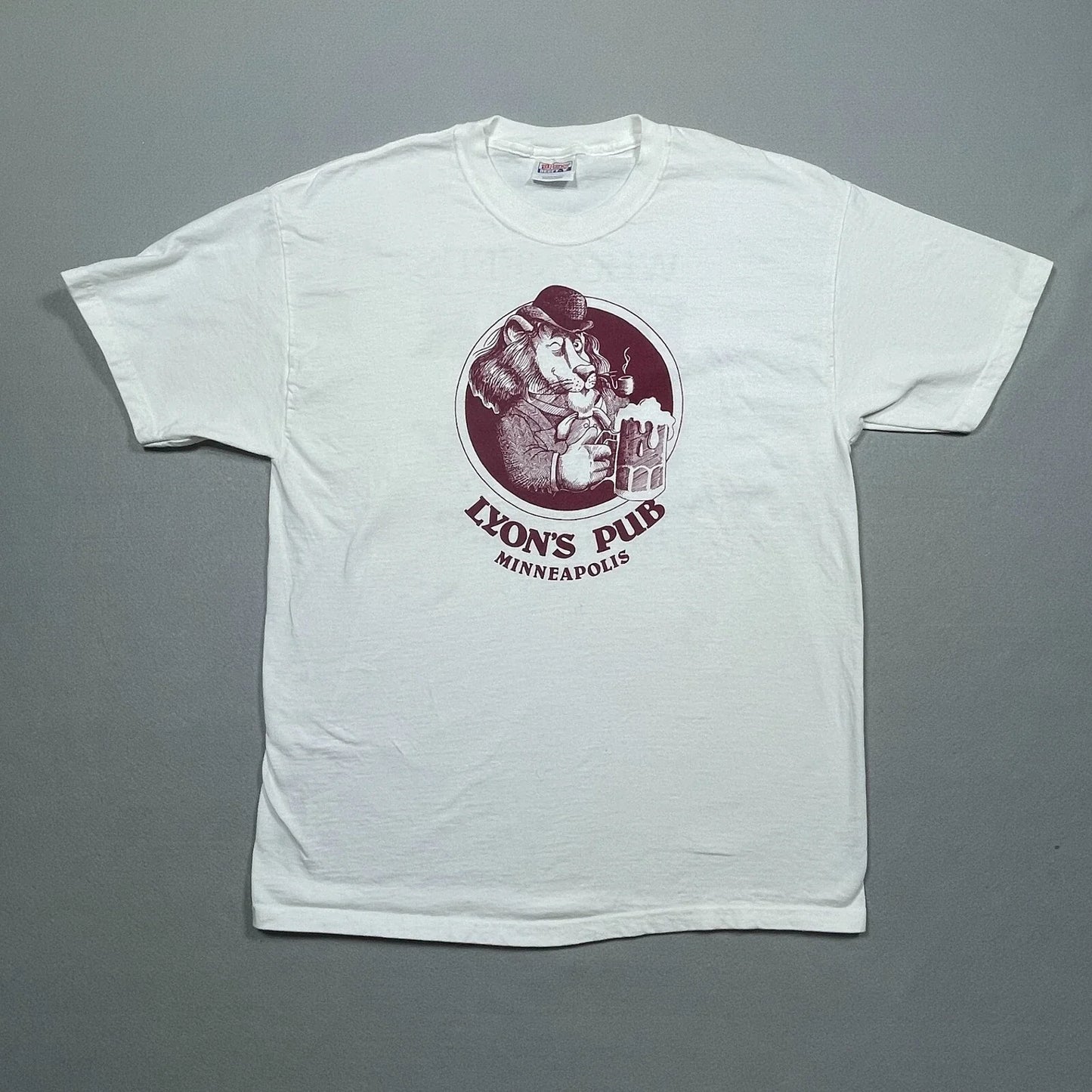 VTG  Shirt Men Size Large White Double Side Print LYONS PUB MINNEAPOLIS Y2K Unisex T-shirt, Sweatshirt, Hoodie, Long Sleeve Tee - T-Shirt, Sweatshirt, Hoodie