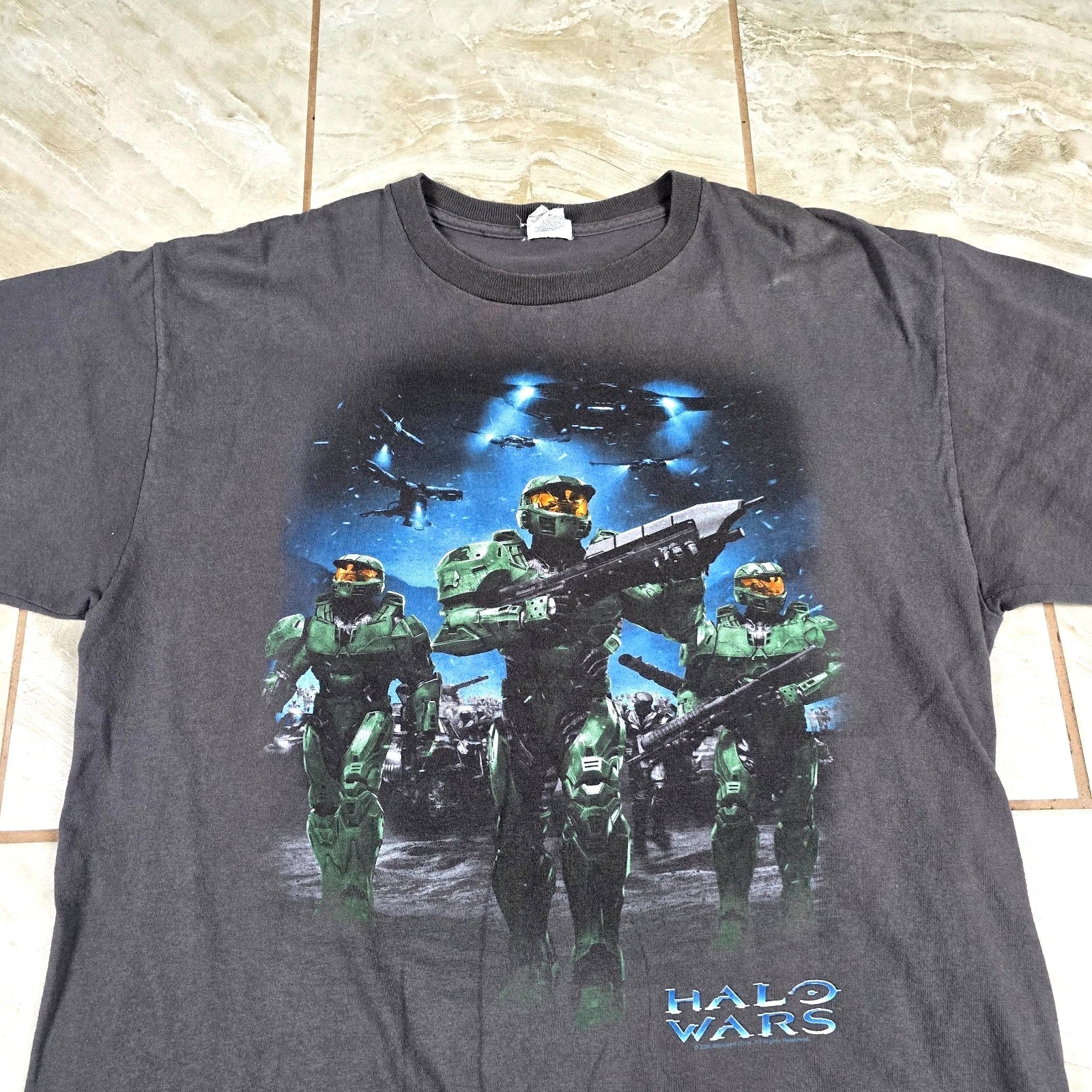 Vintage 2008 Y2K T-Shirt HALO WARS Graphic Tee S/S Gray Large Unisex T-shirt, Sweatshirt, Hoodie, Long Sleeve Tee - T-Shirt, Sweatshirt, Hoodie