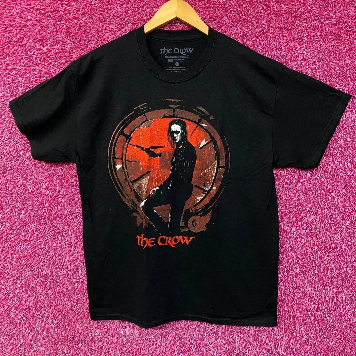 The Crow 1994 Movie Promo Poster Print T-Shirt Large Unisex T-shirt, Sweatshirt, Hoodie, Long Sleeve Tee - T-Shirt, Sweatshirt, Hoodie