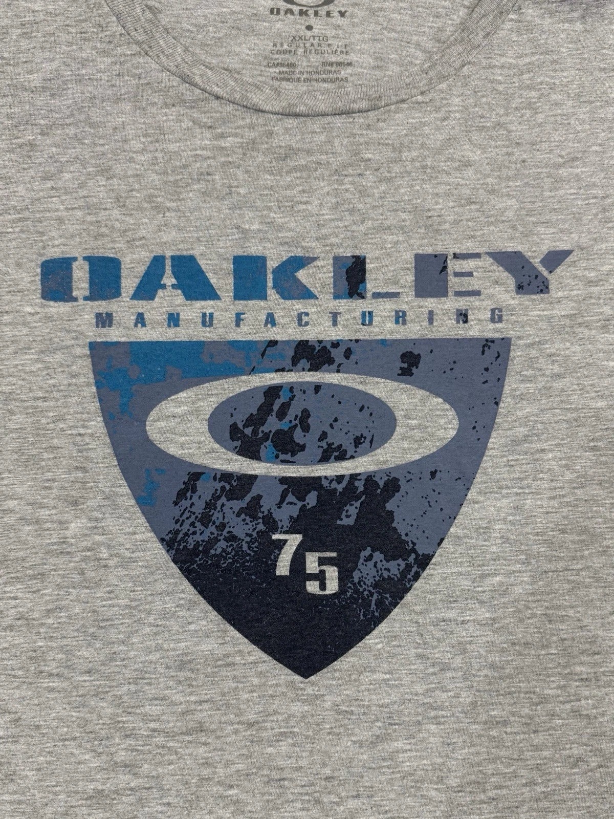 Oakley Manufacturing Mens XXL 75 Retro T-Shirt Gray Y2K Skater Grunge Emo Unisex T-shirt, Sweatshirt, Hoodie, Long Sleeve Tee - T-Shirt, Sweatshirt, Hoodie