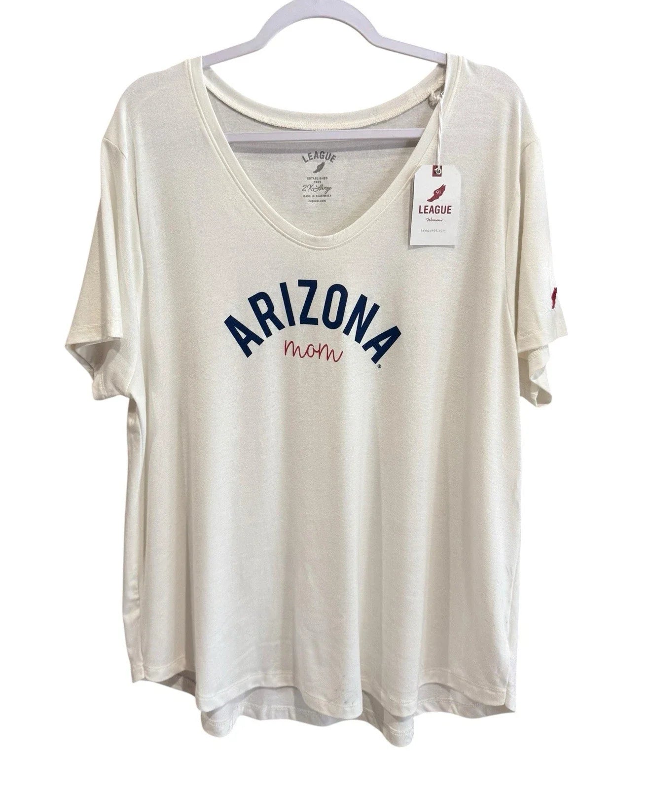 NWT League Arizona Mom White Short Sleeve T-Shirt Womens Size 2XL U Of A NEW Unisex T-shirt, Sweatshirt, Hoodie, Long Sleeve Tee - T-Shirt, Sweatshirt, Hoodie