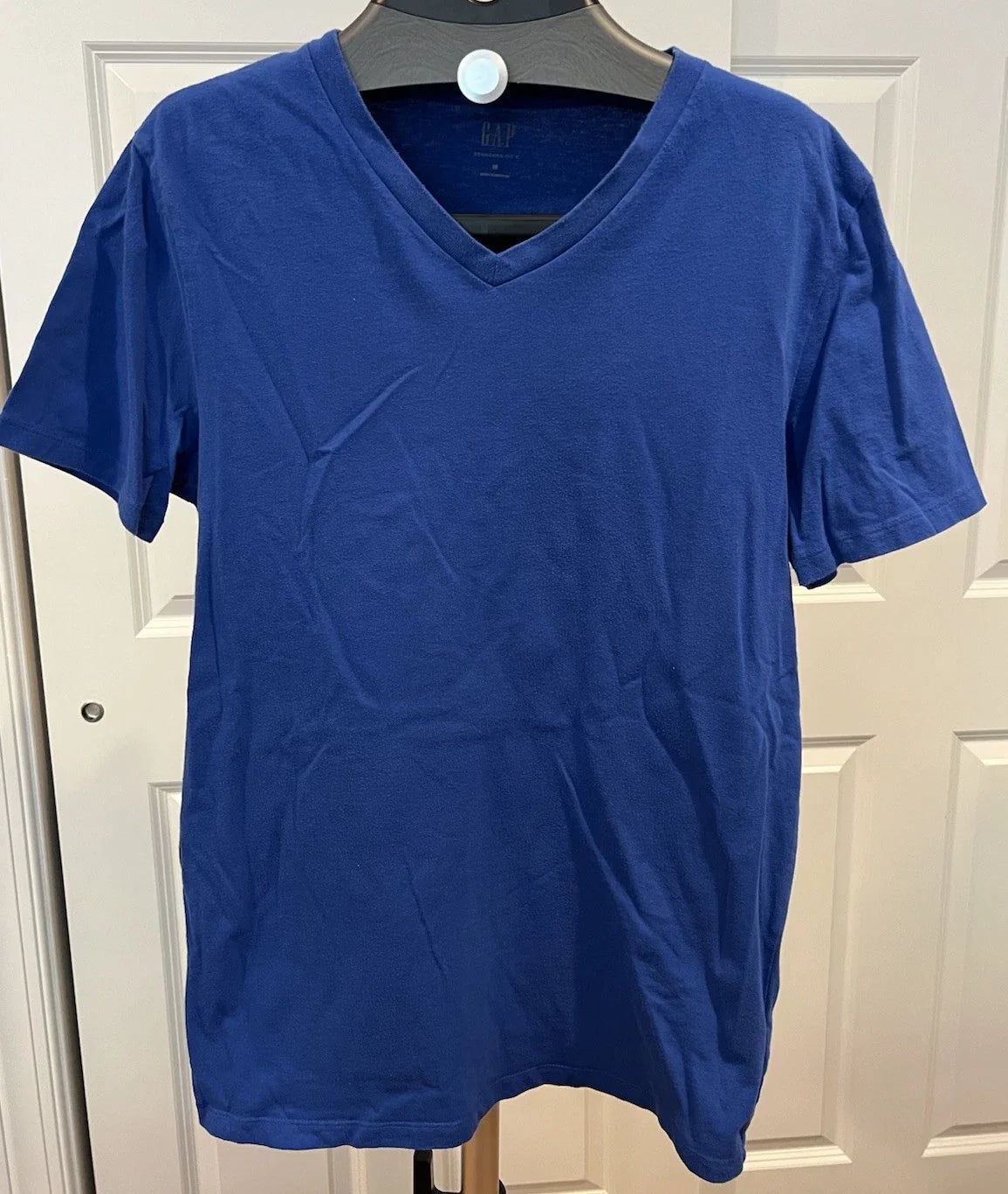 Gap Standard Fit V Neck Short Sleeve Tee Shirt Cotton Royal Blue Men's Medium Unisex T-shirt, Sweatshirt, Hoodie, Long Sleeve Tee - T-Shirt, Sweatshirt, Hoodie