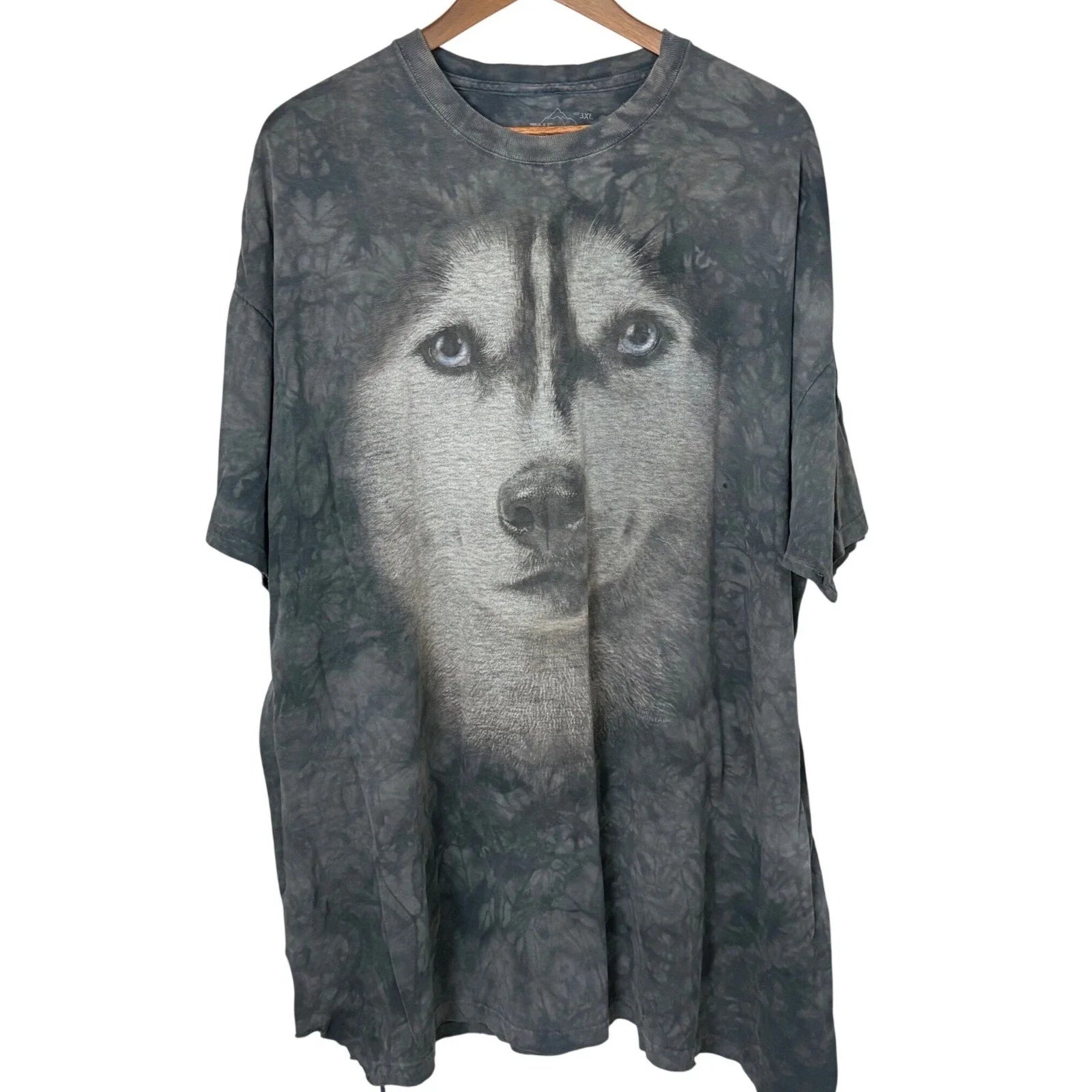 The Mountain Husky Graphic T-Shirt Mens 3XL Grey Tie Dye Distress Grunge Outdoor Unisex T-shirt, Sweatshirt, Hoodie, Long Sleeve Tee - T-Shirt, Sweatshirt, Hoodie