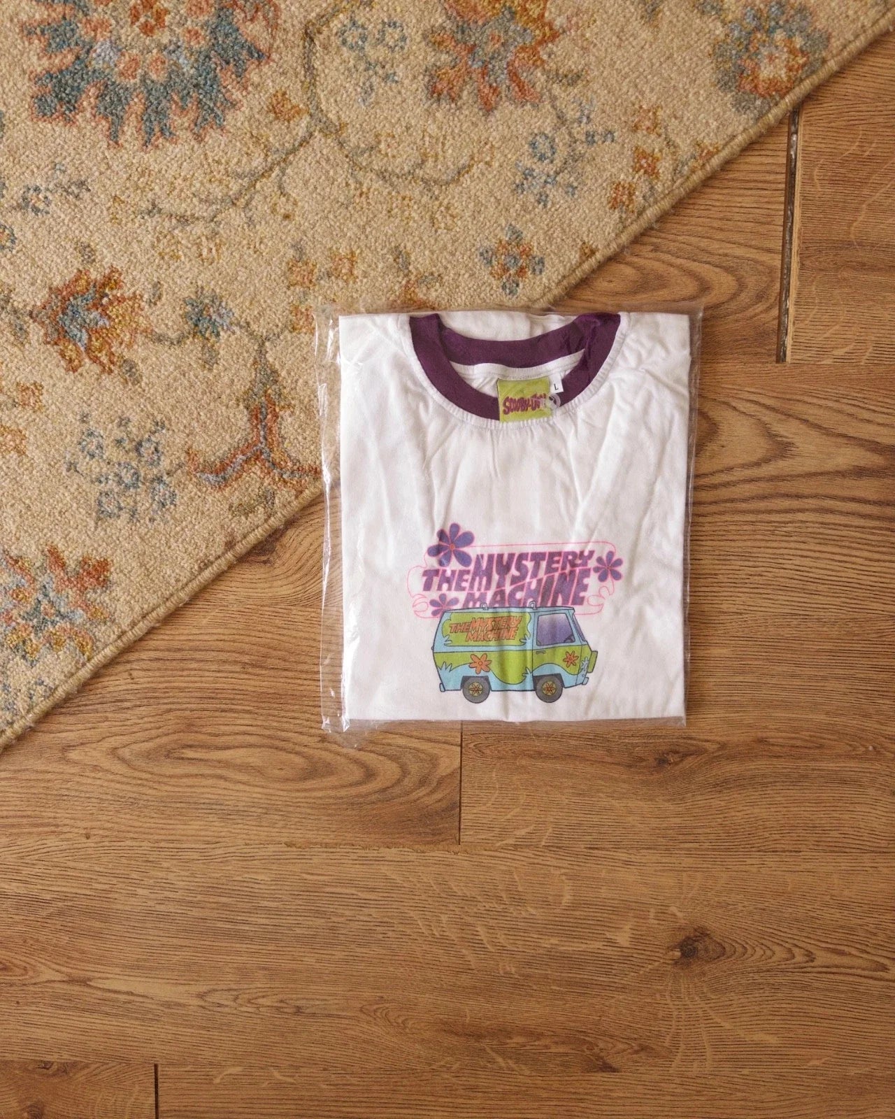 Vintage Y2K Scooby-Doo Mystery Machine Ringer T-Shirt White Size L Deadstock Unisex T-shirt, Sweatshirt, Hoodie, Long Sleeve Tee - T-Shirt, Sweatshirt, Hoodie