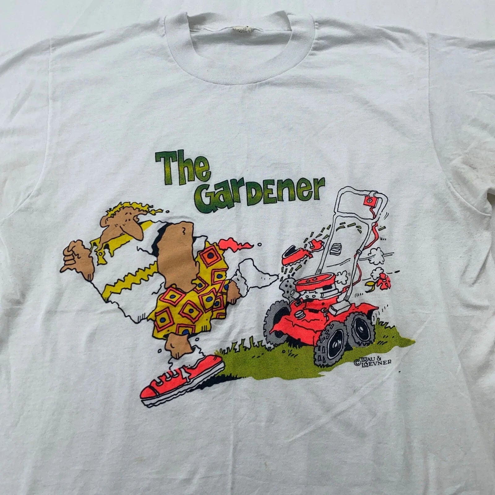 vintage 90s THE GARDENER LAWNMOWER DAD JOKE CARTOON T-Shirt MEDIUM Unisex T-shirt, Sweatshirt, Hoodie, Long Sleeve Tee - T-Shirt, Sweatshirt, Hoodie