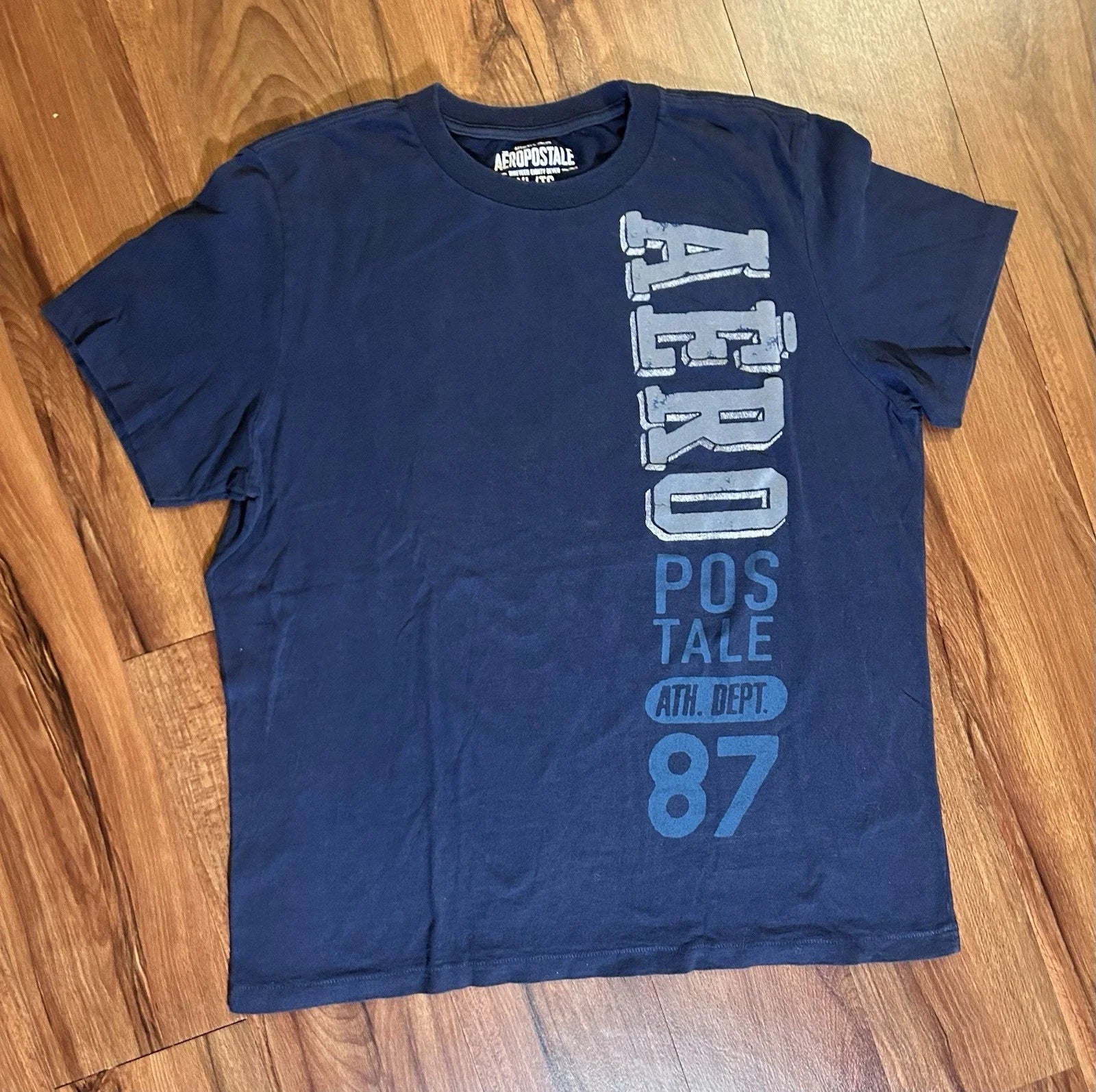 Aeropostale Navy Blue Vtg Y2K  Grunge T-shirt Men XL Unisex T-shirt, Sweatshirt, Hoodie, Long Sleeve Tee - T-Shirt, Sweatshirt, Hoodie