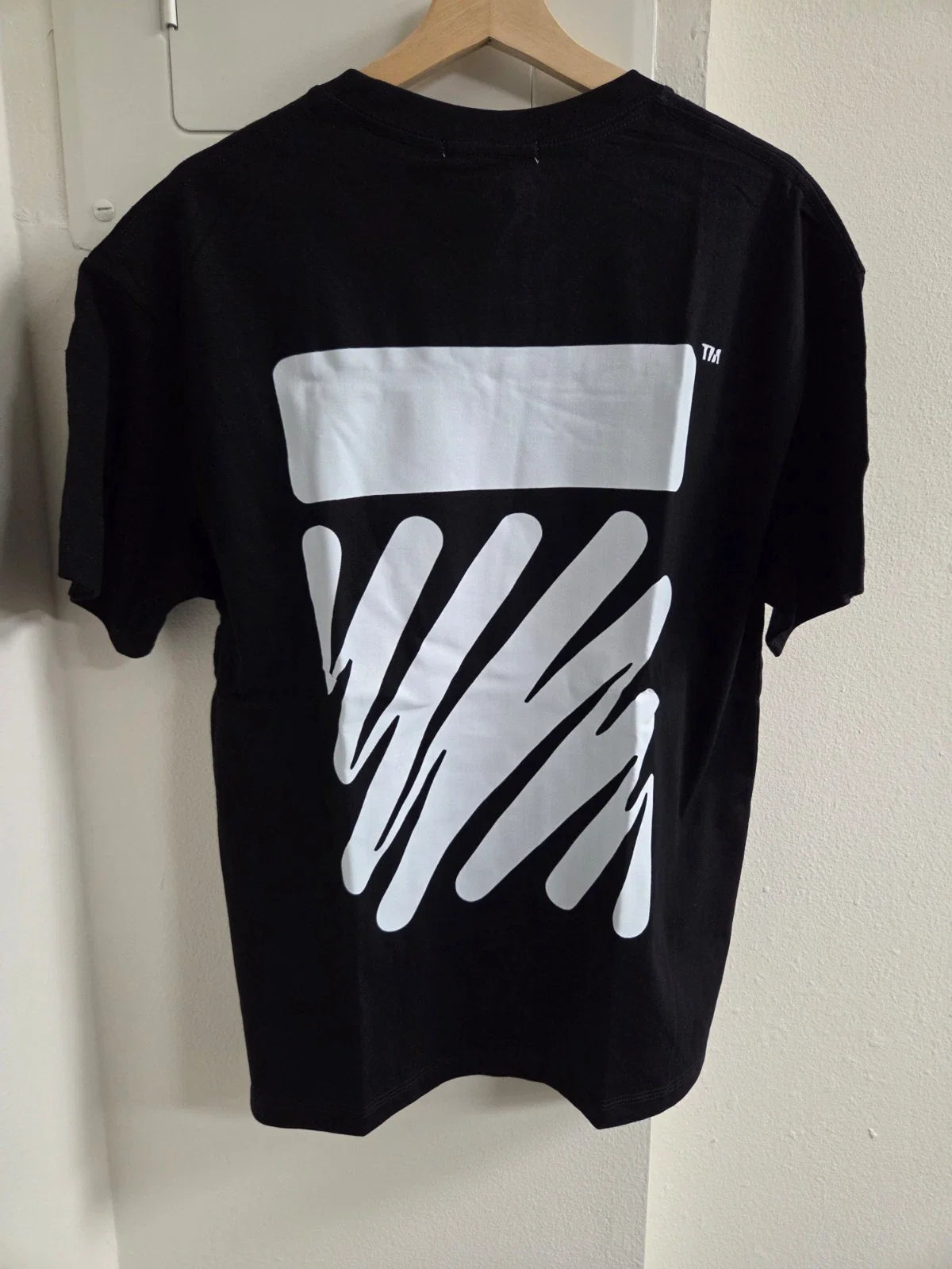 Off Wht Thick Scribble Lines Logo Black T-Shirt Cotton Regular Fit S/M/L/XL T25 Unisex T-shirt, Sweatshirt, Hoodie, Long Sleeve Tee - T-Shirt, Sweatshirt, Hoodie