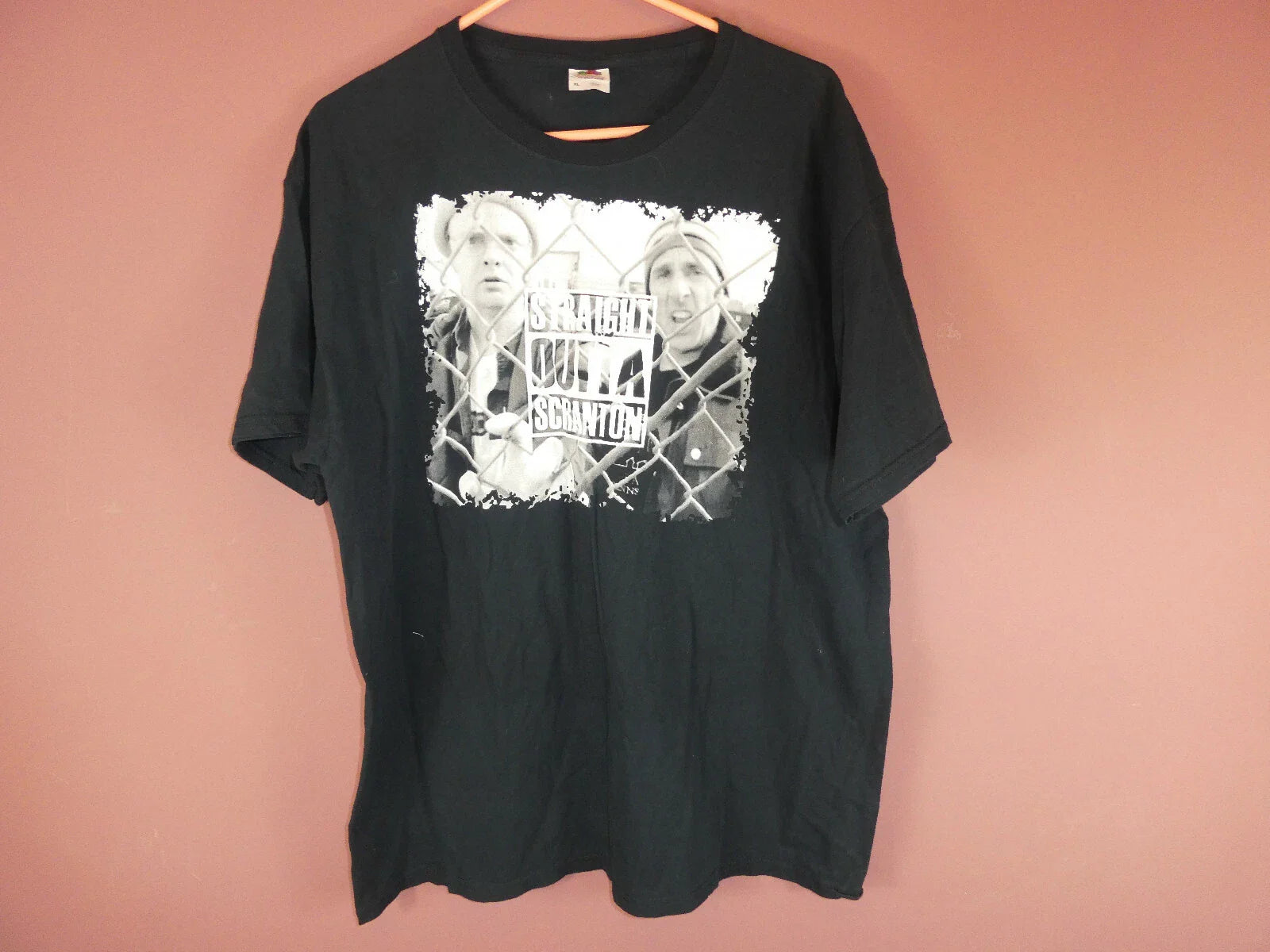 FRUIT OF THE LOOM THE OFFICE STRAIGHT OUTTA SCRANTON BLACK T-SHIRT SIZE  XL Unisex T-shirt, Sweatshirt, Hoodie, Long Sleeve Tee - T-Shirt, Sweatshirt, Hoodie