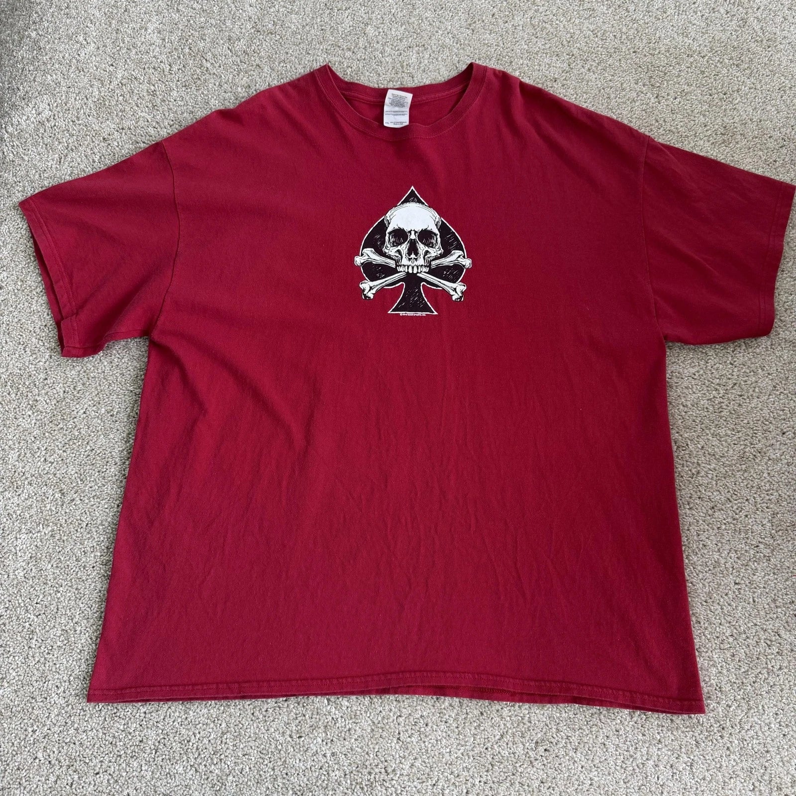 Y2K Ace Of Spades Skull Crossbones Shirt Mens 2XL Red Gildan Graphic Tee T-Shirt Unisex T-shirt, Sweatshirt, Hoodie, Long Sleeve Tee - T-Shirt, Sweatshirt, Hoodie