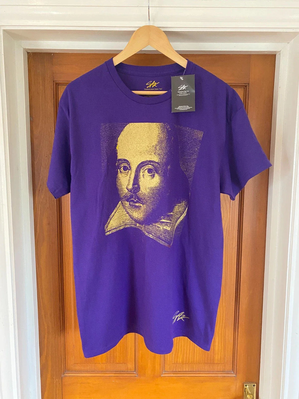 Steve Kaufman Shakespeare State Two T-Shirt Size L Purple Gold Pop Art BNWT NEW Unisex T-shirt, Sweatshirt, Hoodie, Long Sleeve Tee - T-Shirt, Sweatshirt, Hoodie