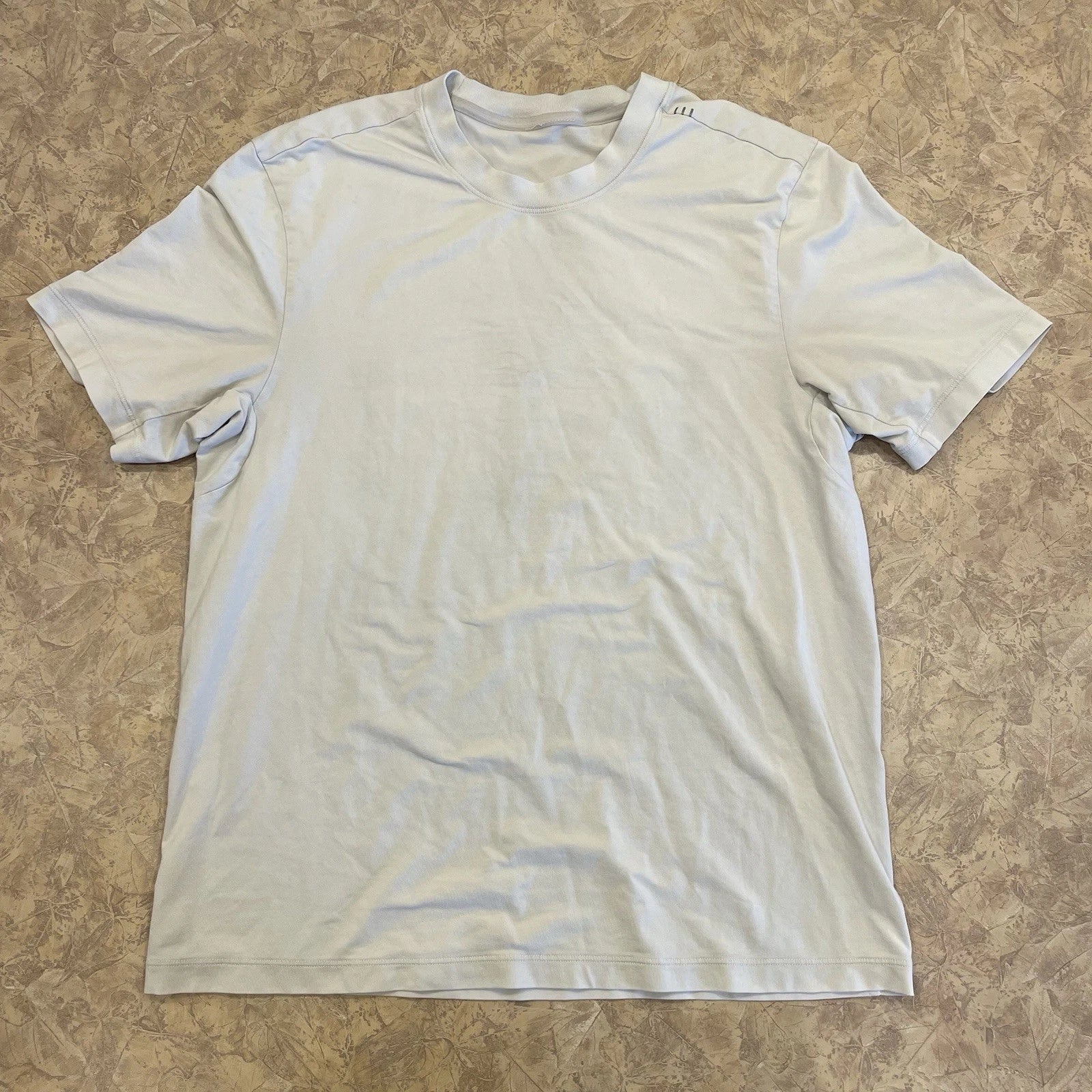 Lululemon Fundamental Tee Mens Medium Bone Performance Gym Yoga Training Shirt Unisex T-shirt, Sweatshirt, Hoodie, Long Sleeve Tee - T-Shirt, Sweatshirt, Hoodie