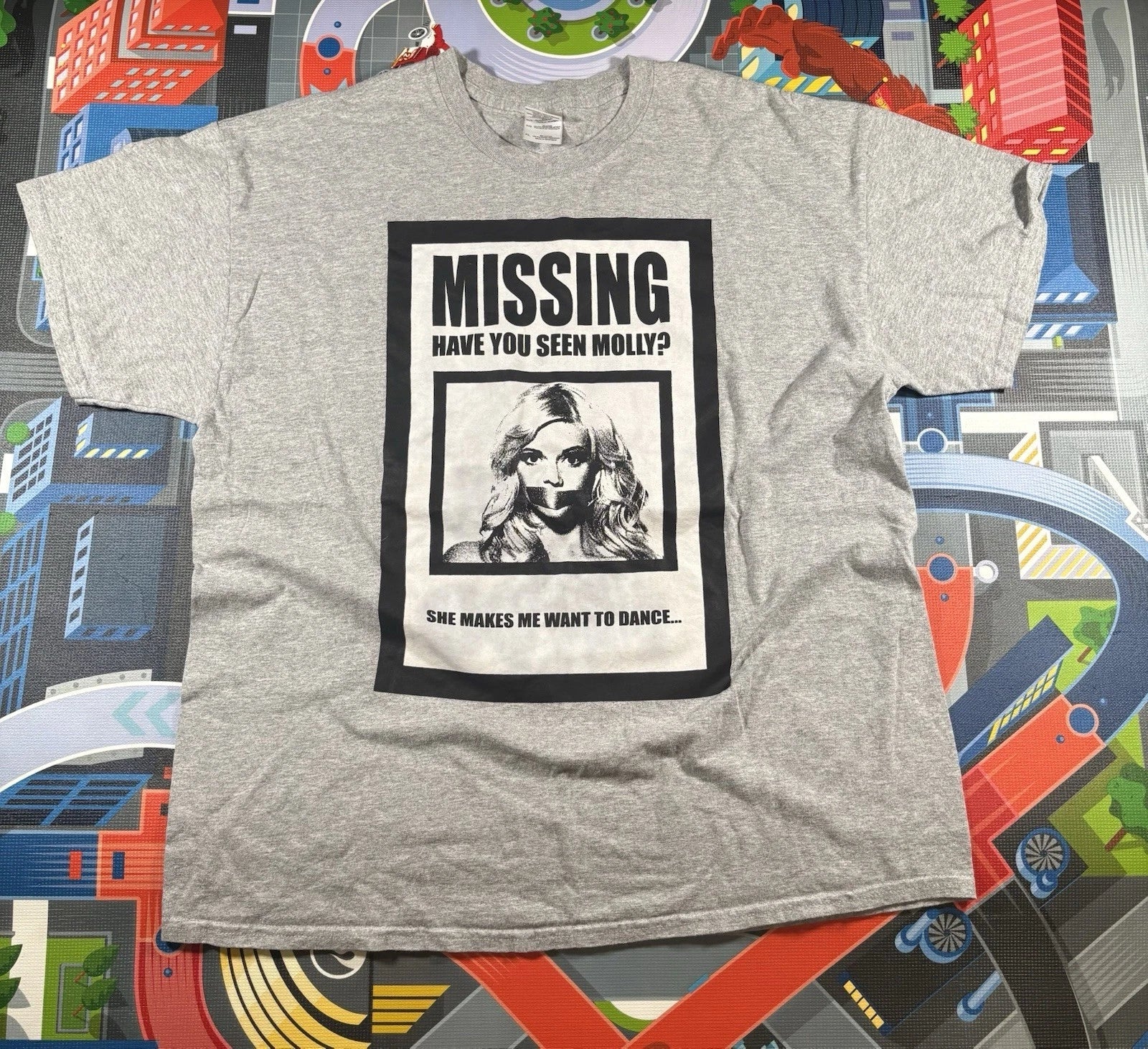 Vintage Y2K Missing Have You Seen Molly T-Shirt Size XL Unisex T-shirt, Sweatshirt, Hoodie, Long Sleeve Tee - T-Shirt, Sweatshirt, Hoodie