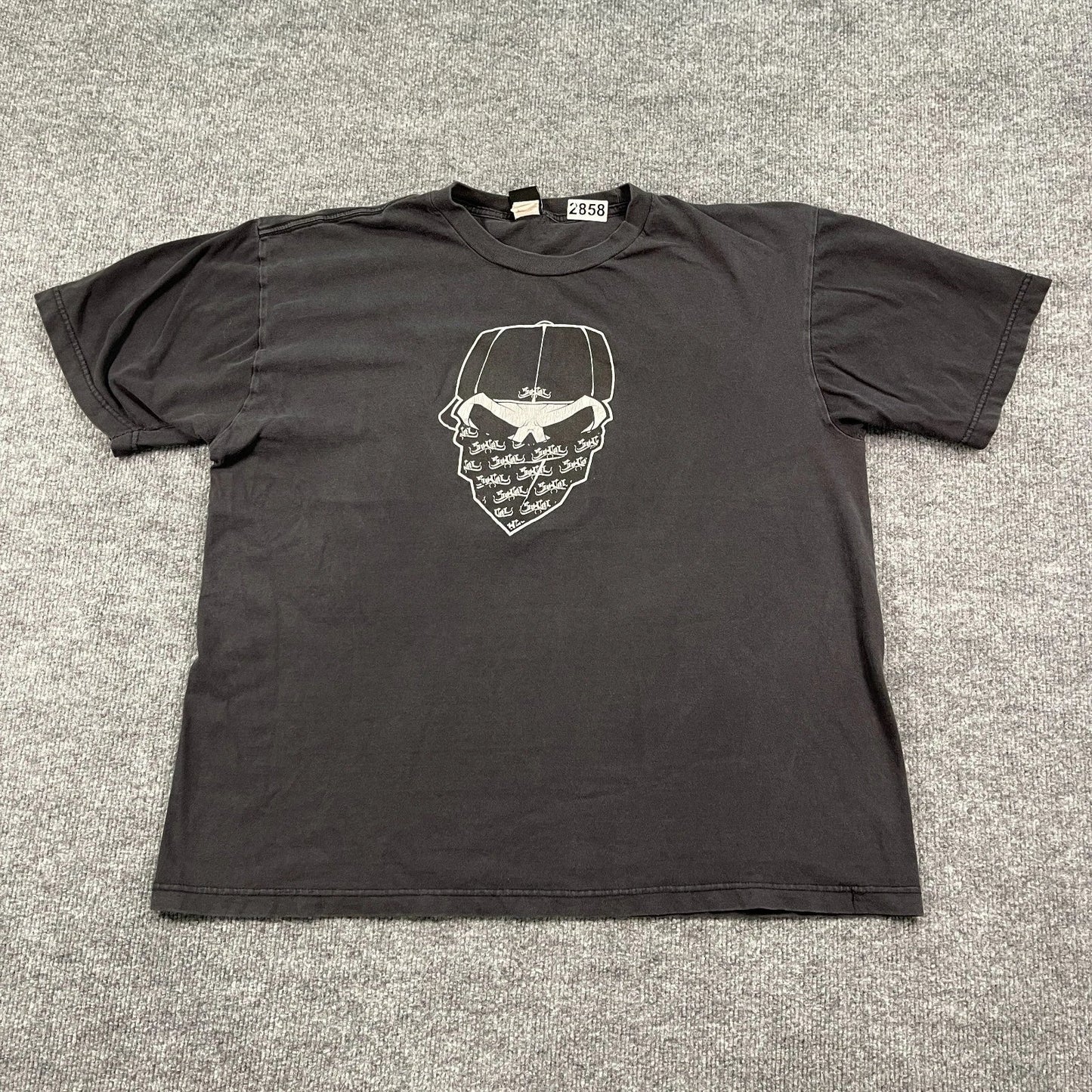 Vintage Y2K No-Fear So Cal Bandana Skull Shirt XL 24x25 Black Unisex T-shirt, Sweatshirt, Hoodie, Long Sleeve Tee - T-Shirt, Sweatshirt, Hoodie