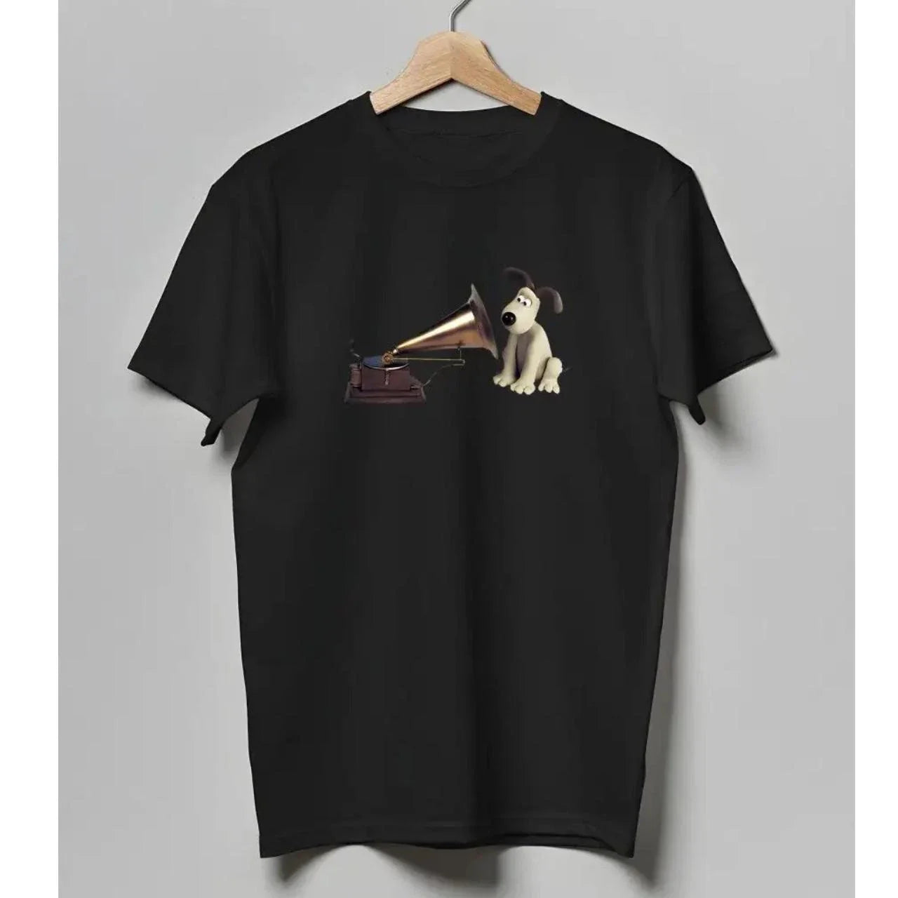 Black Wallace & Gromit graphic t-shirt Unisex T-shirt, Sweatshirt, Hoodie, Long Sleeve Tee - T-Shirt, Sweatshirt, Hoodie