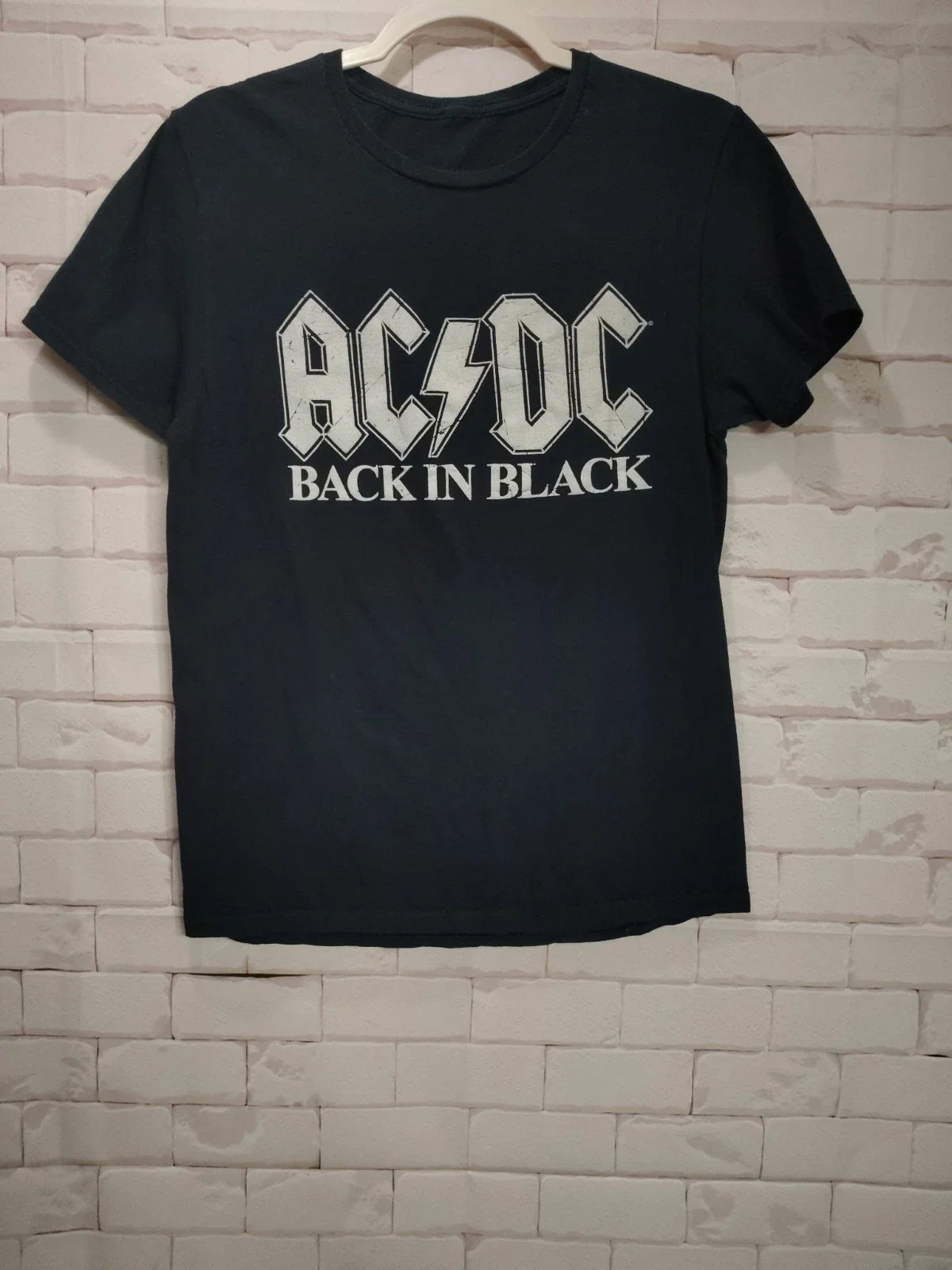 AC/DC Black Mens T Shirt Crew Neck Short Sleeve Y2K Back In Black Unisex T-shirt, Sweatshirt, Hoodie, Long Sleeve Tee - T-Shirt, Sweatshirt, Hoodie