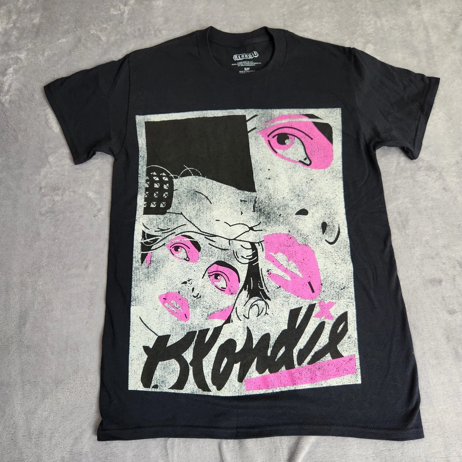 New Blondie Official Band T-Shirt Small Black Short Sleeve Debbie Harry Rock Tee Unisex T-shirt, Sweatshirt, Hoodie, Long Sleeve Tee - T-Shirt, Sweatshirt, Hoodie