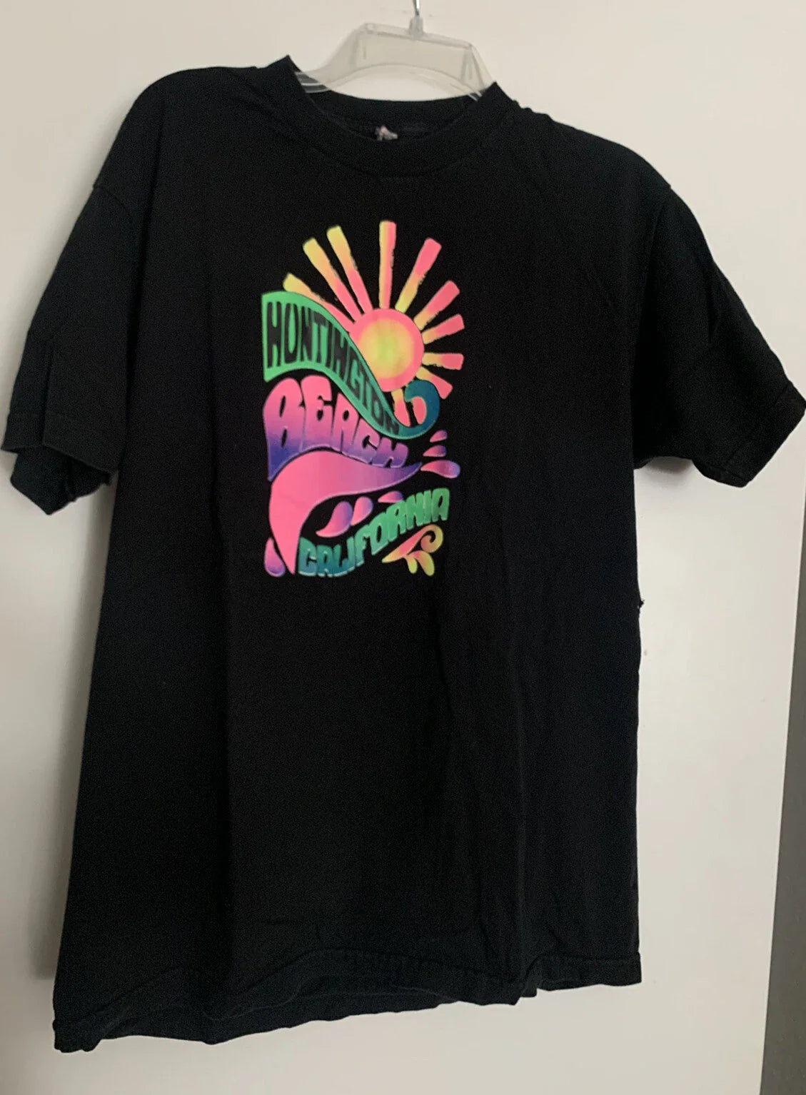Size Large HUNTINGTON BEACH CALIFORNIA Black T-Shirt Neon Rainbow Sun Boho Surf Unisex T-shirt, Sweatshirt, Hoodie, Long Sleeve Tee - T-Shirt, Sweatshirt, Hoodie